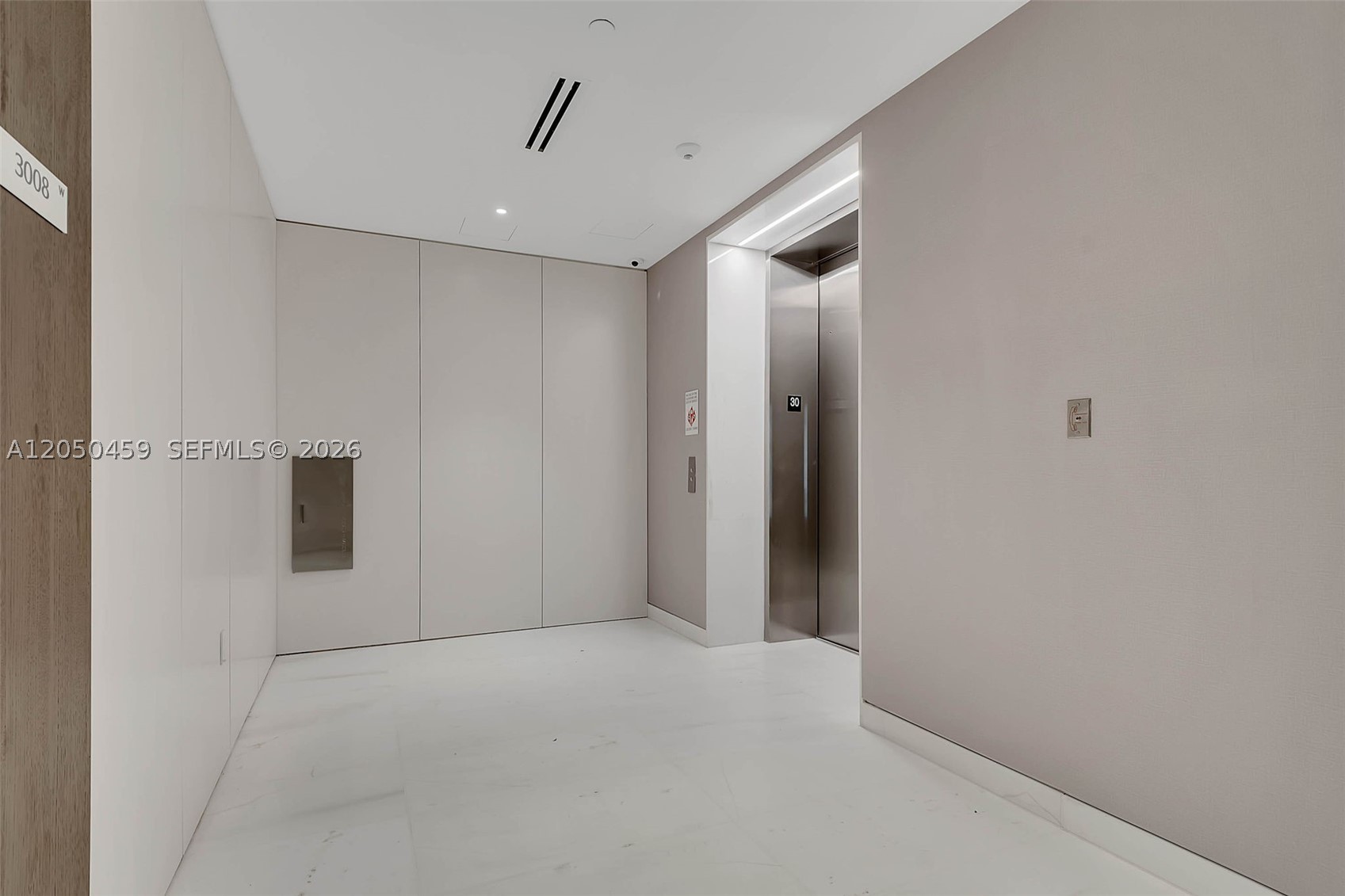 300 Biscayne Boulevard Way #3008W, Miami FL 33131