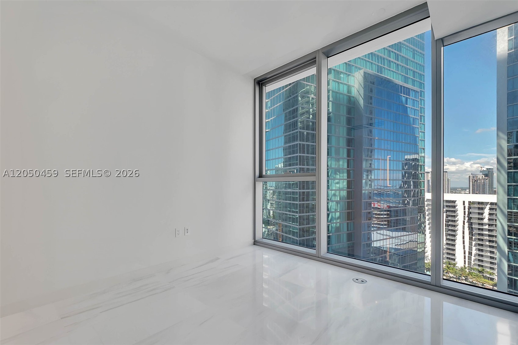 300 Biscayne Boulevard Way #3008W, Miami FL 33131