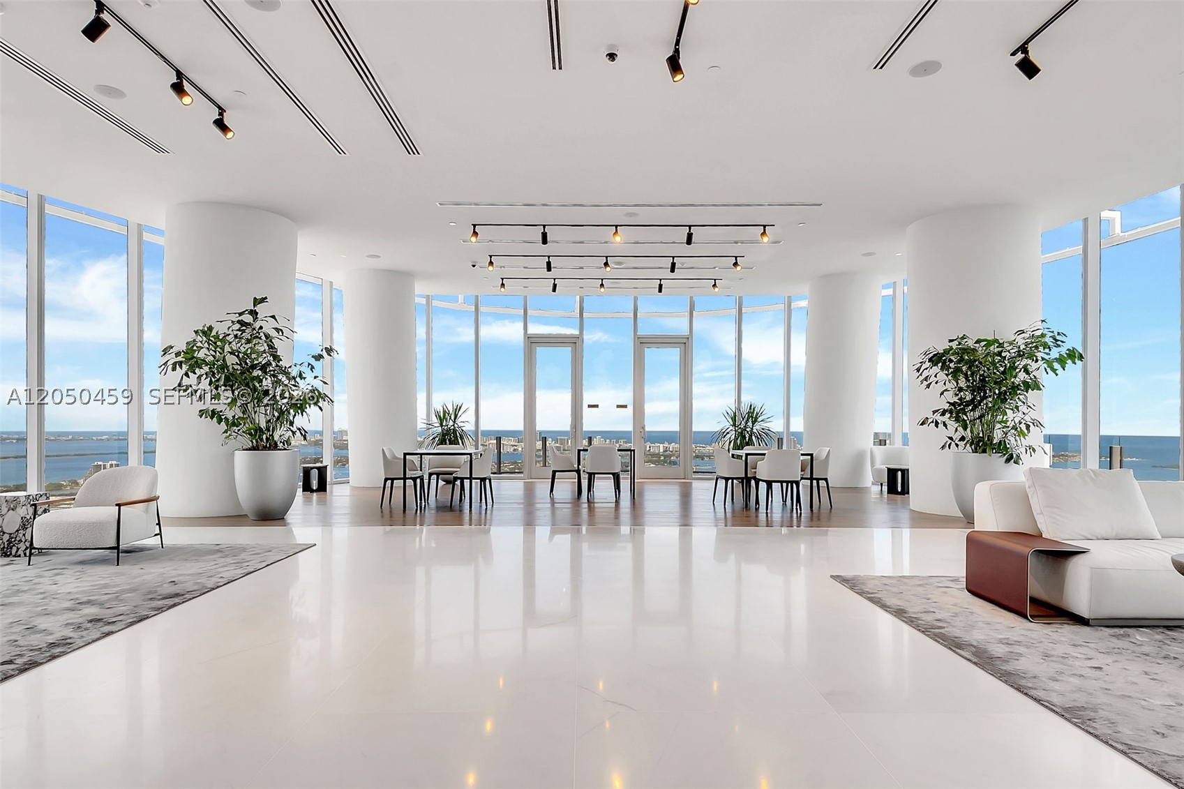 300 Biscayne Boulevard Way #3008W, Miami FL 33131