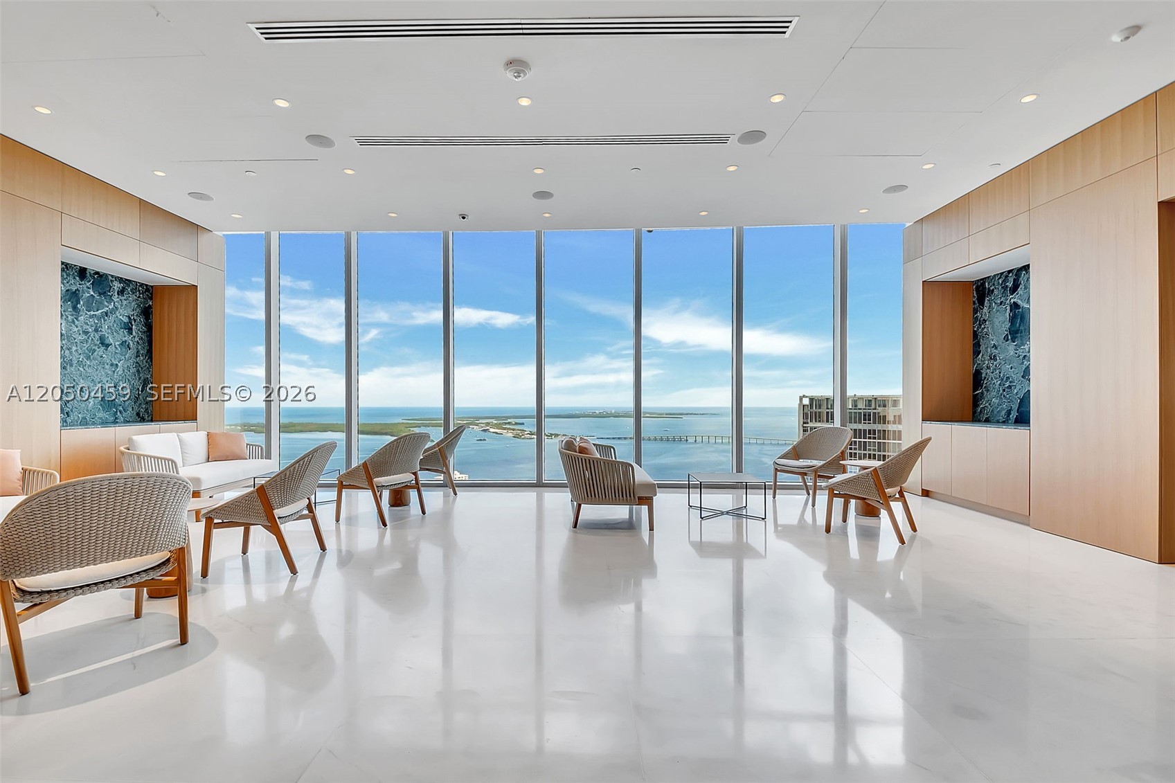300 Biscayne Boulevard Way #3008W, Miami FL 33131