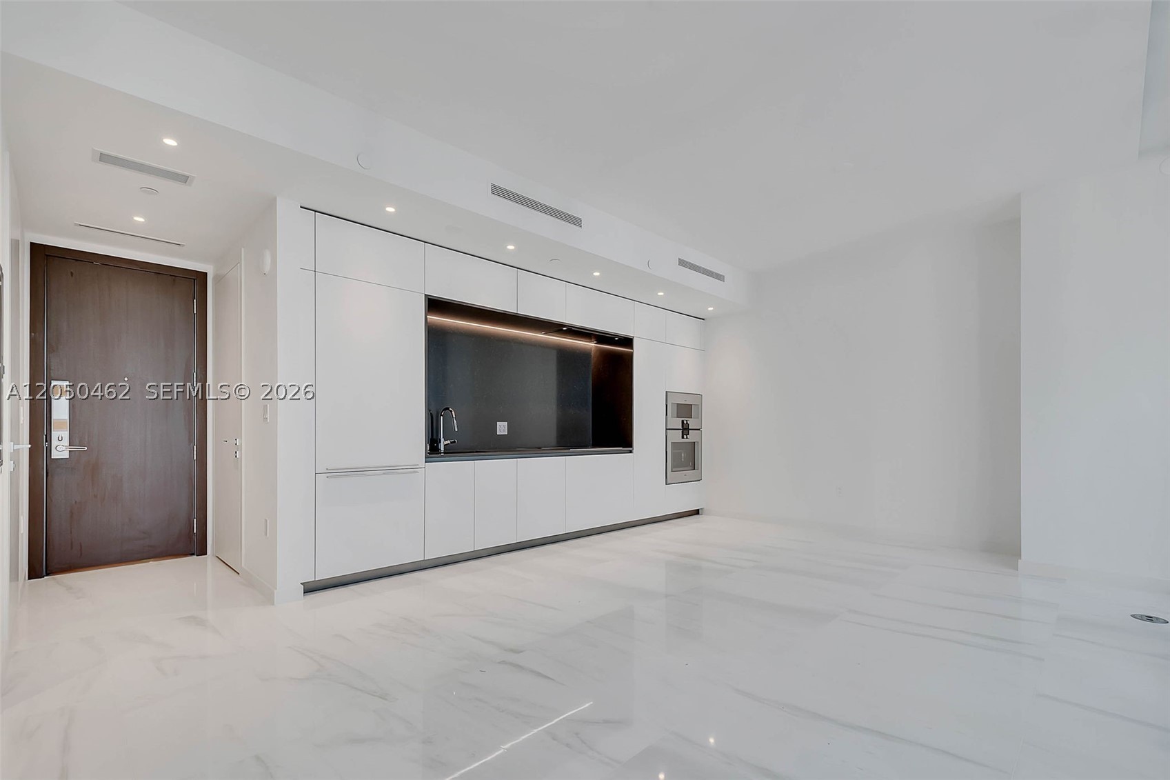 300 Biscayne Boulevard Way #3008W, Miami FL 33131
