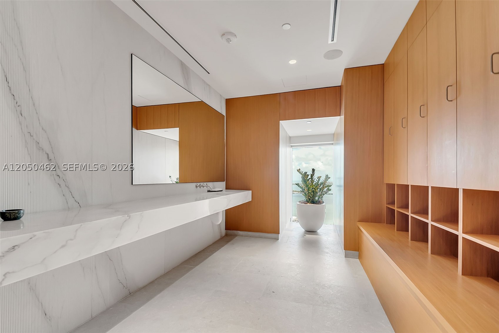 300 Biscayne Boulevard Way #3008W, Miami FL 33131