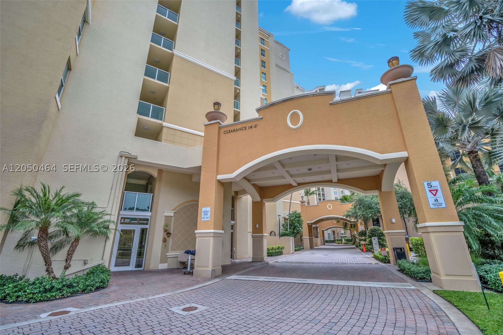 3340 NE 190th St #1206, Aventura FL 33180