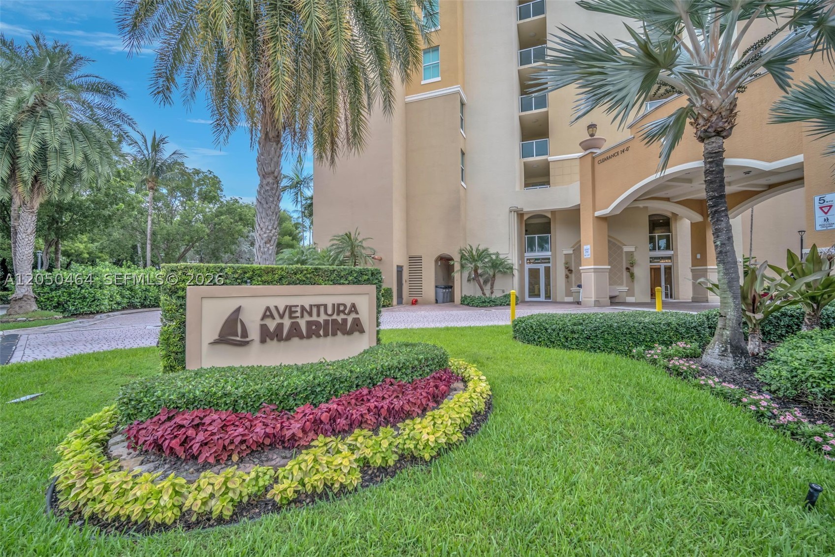 3340 NE 190th St #1206, Aventura FL 33180