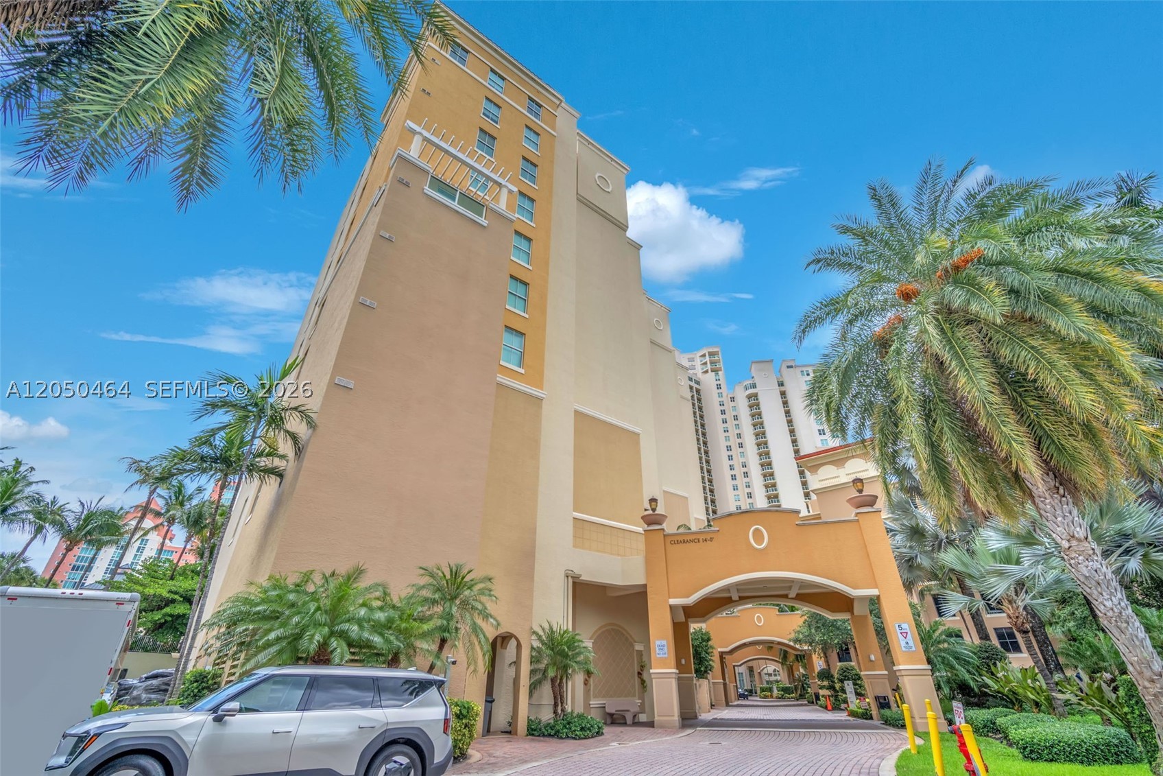 3340 NE 190th St #1206, Aventura FL 33180
