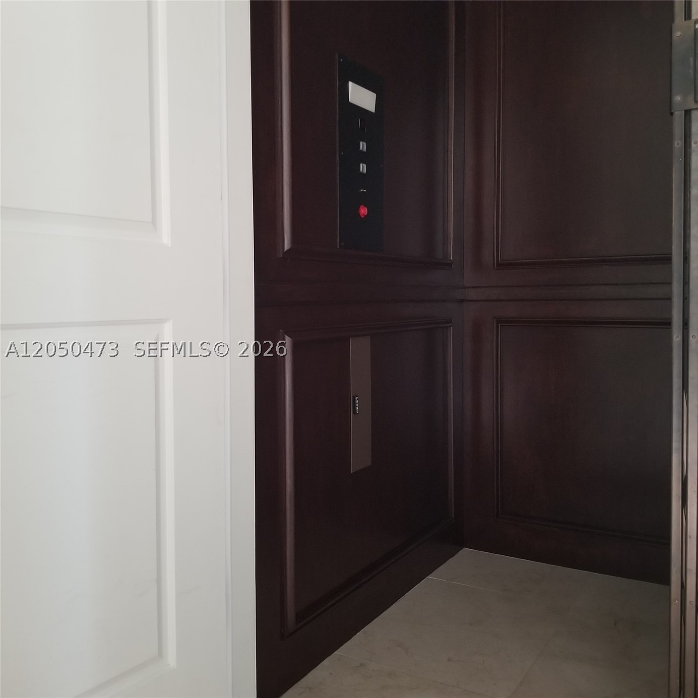 277 Marinero Ct, Coral Gables FL 33143