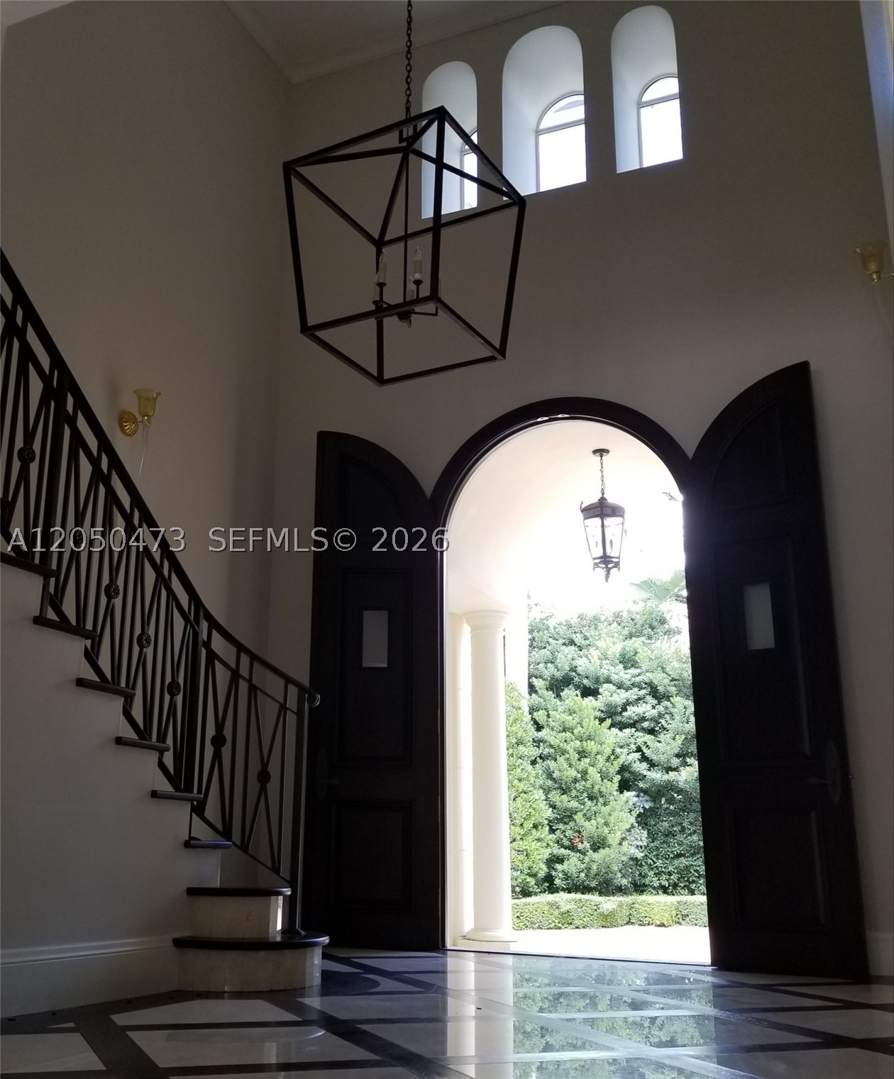 277 Marinero Ct, Coral Gables FL 33143