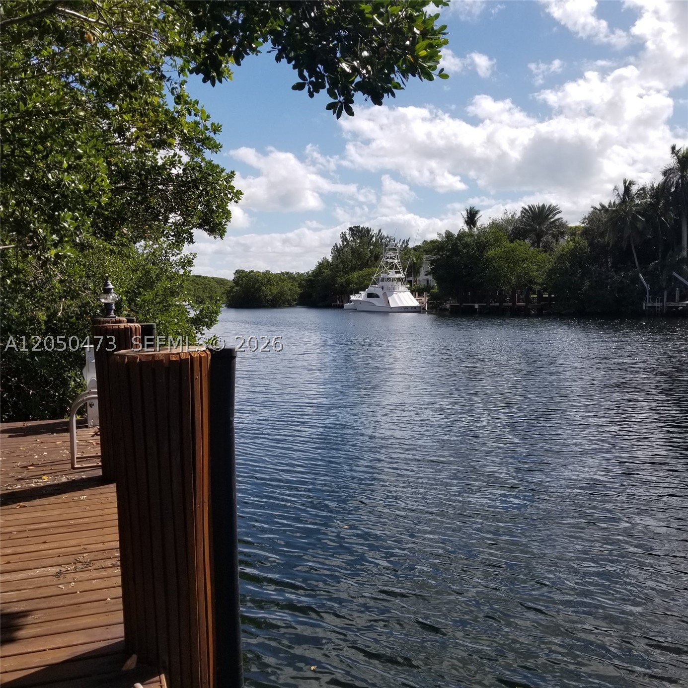 277 Marinero Ct, Coral Gables FL 33143