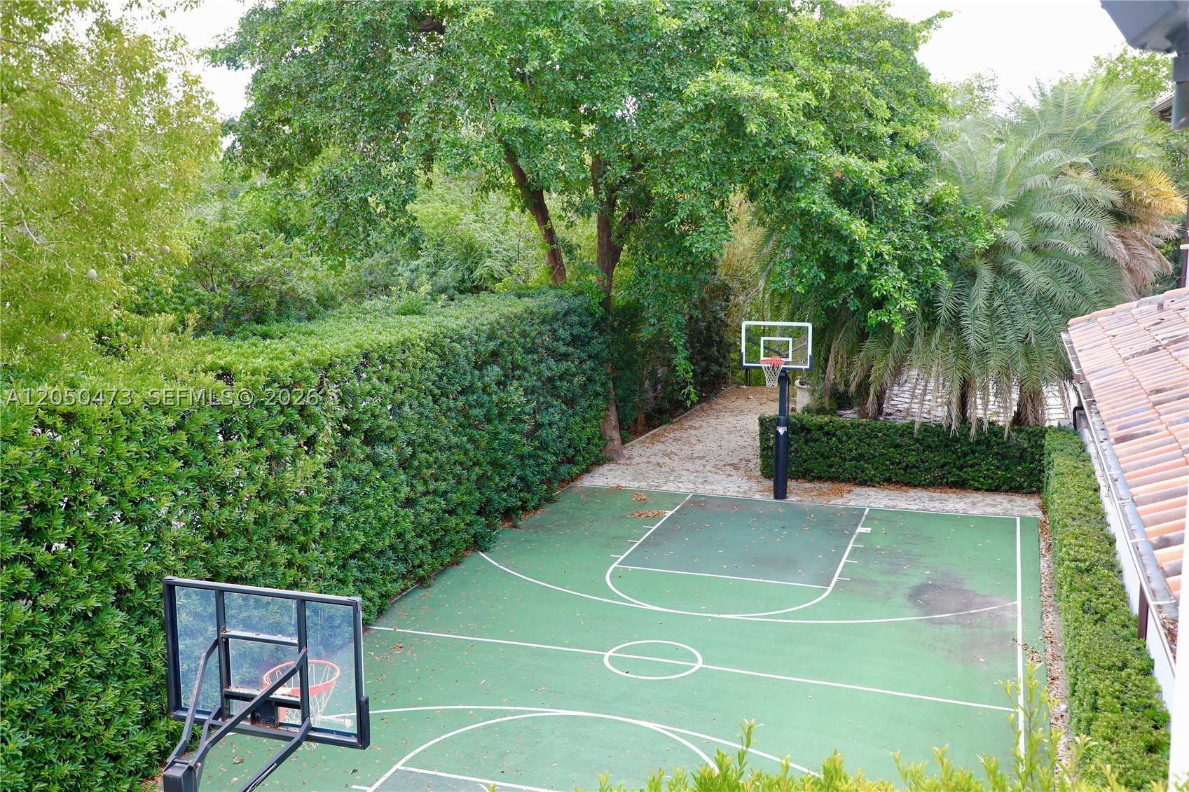 277 Marinero Ct, Coral Gables FL 33143