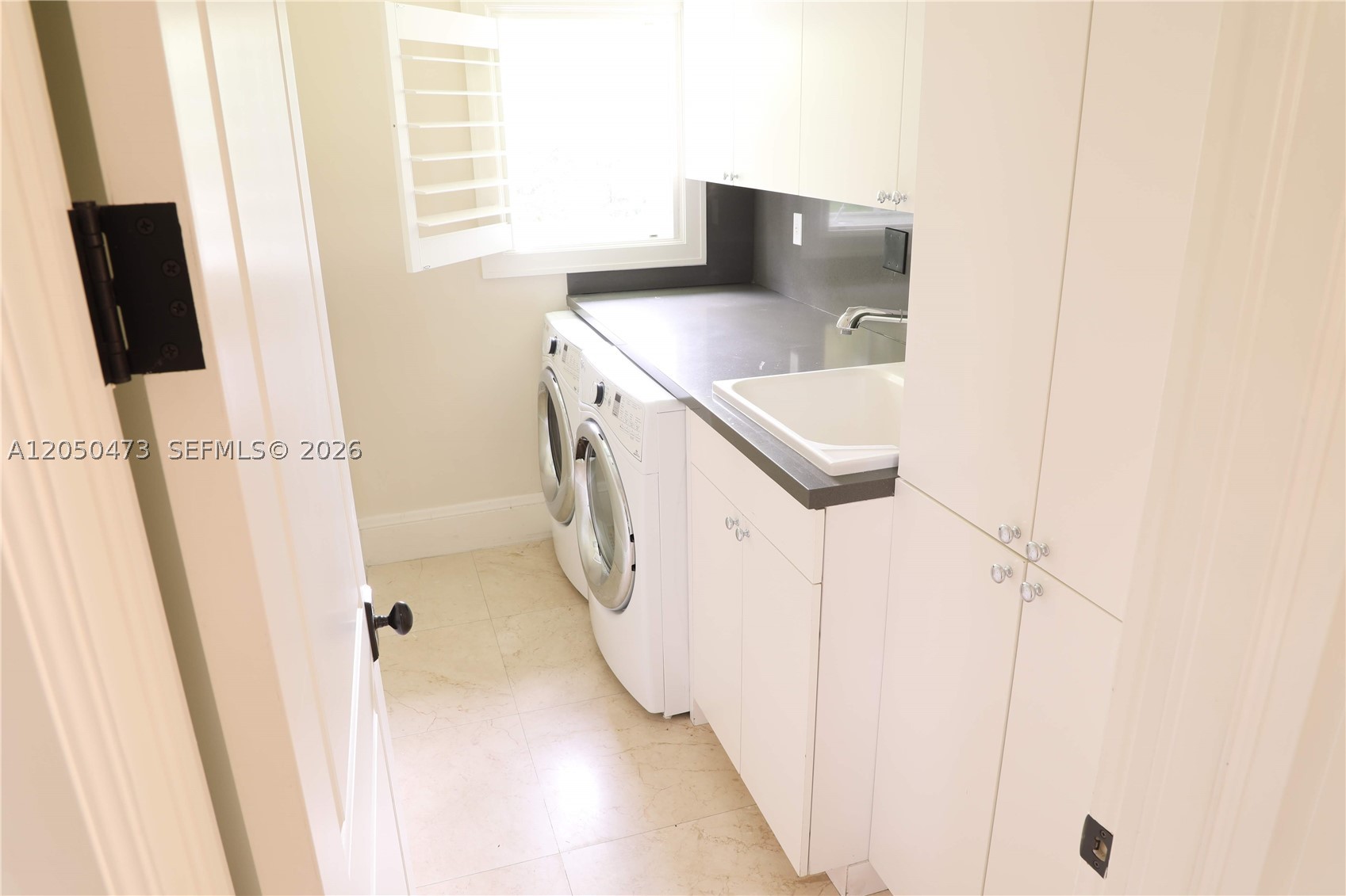 277 Marinero Ct, Coral Gables FL 33143