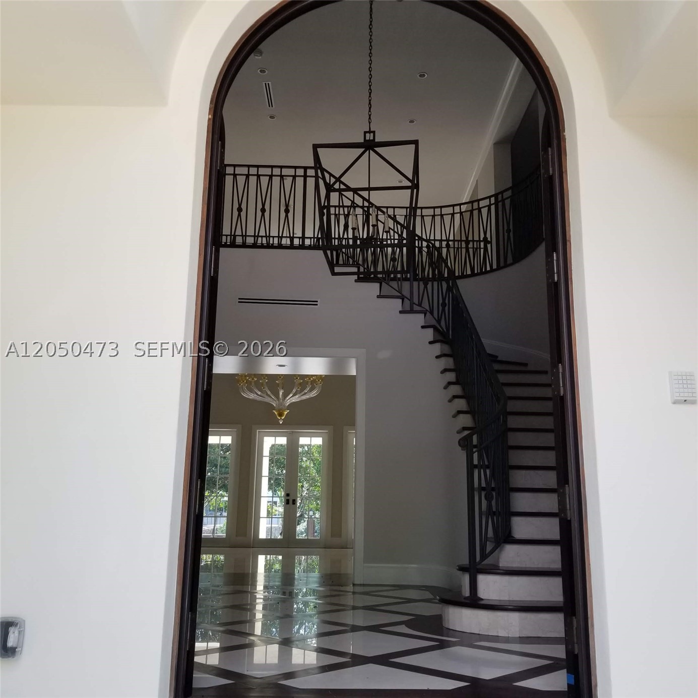 277 Marinero Ct, Coral Gables FL 33143