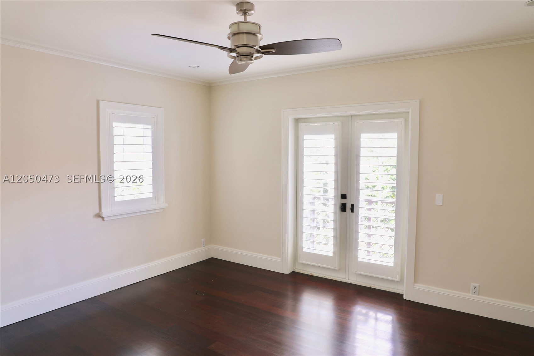 277 Marinero Ct, Coral Gables FL 33143