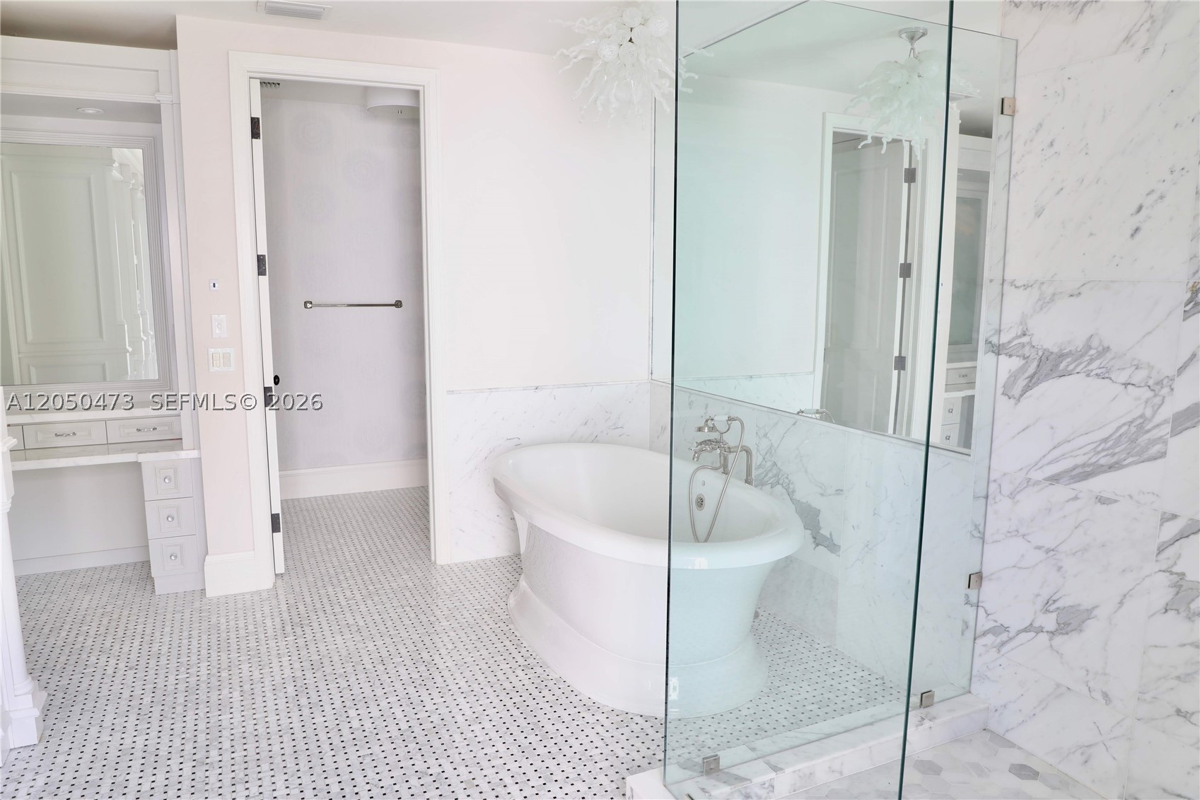277 Marinero Ct, Coral Gables FL 33143