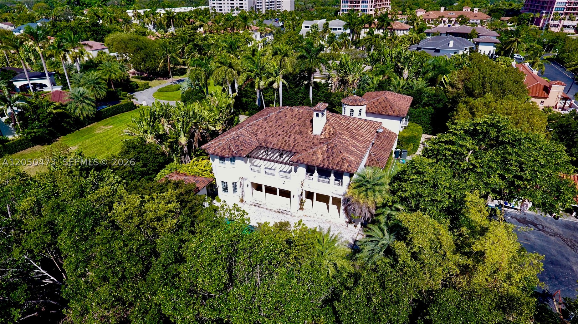277 Marinero Ct, Coral Gables FL 33143