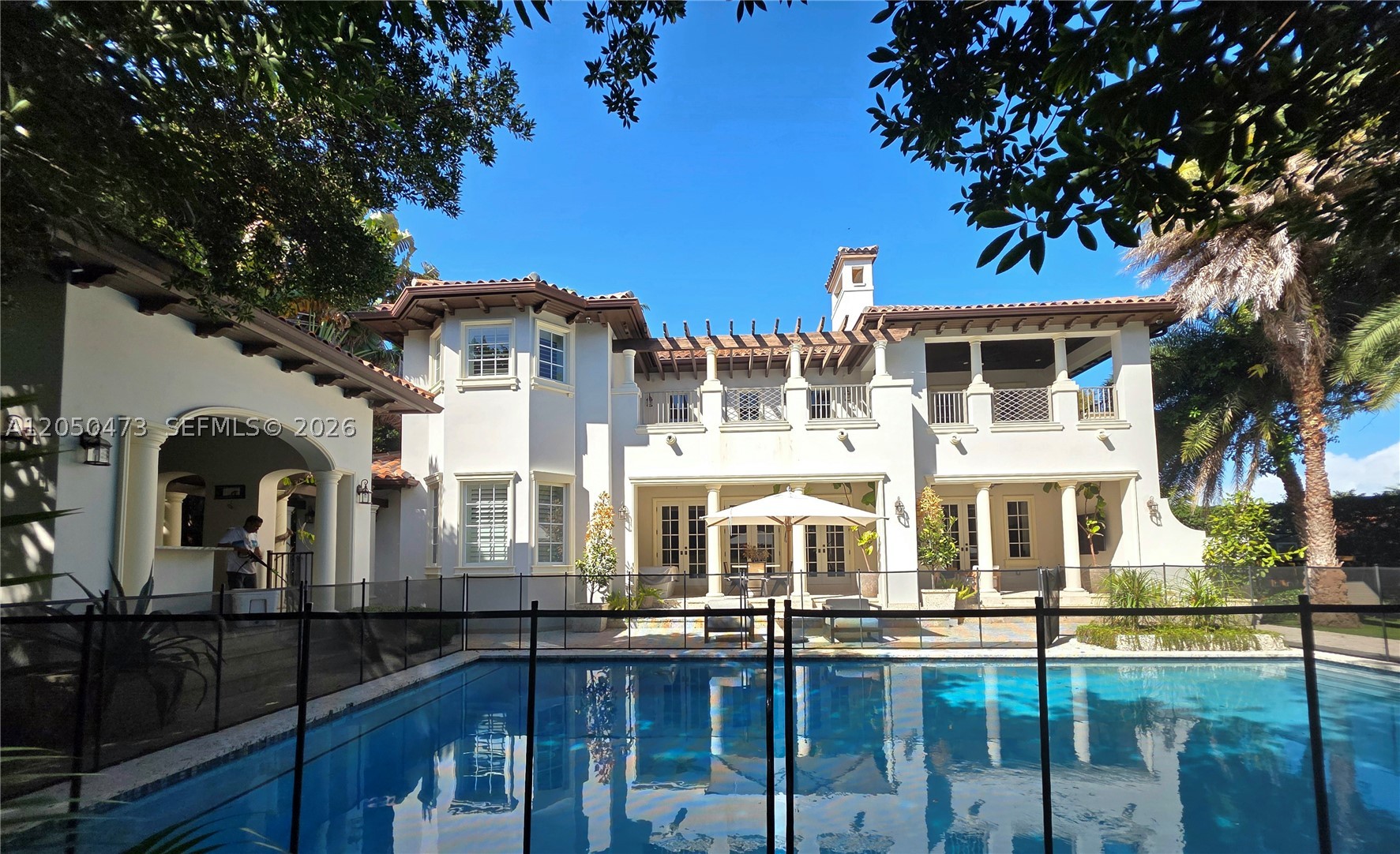 277 Marinero Ct, Coral Gables FL 33143