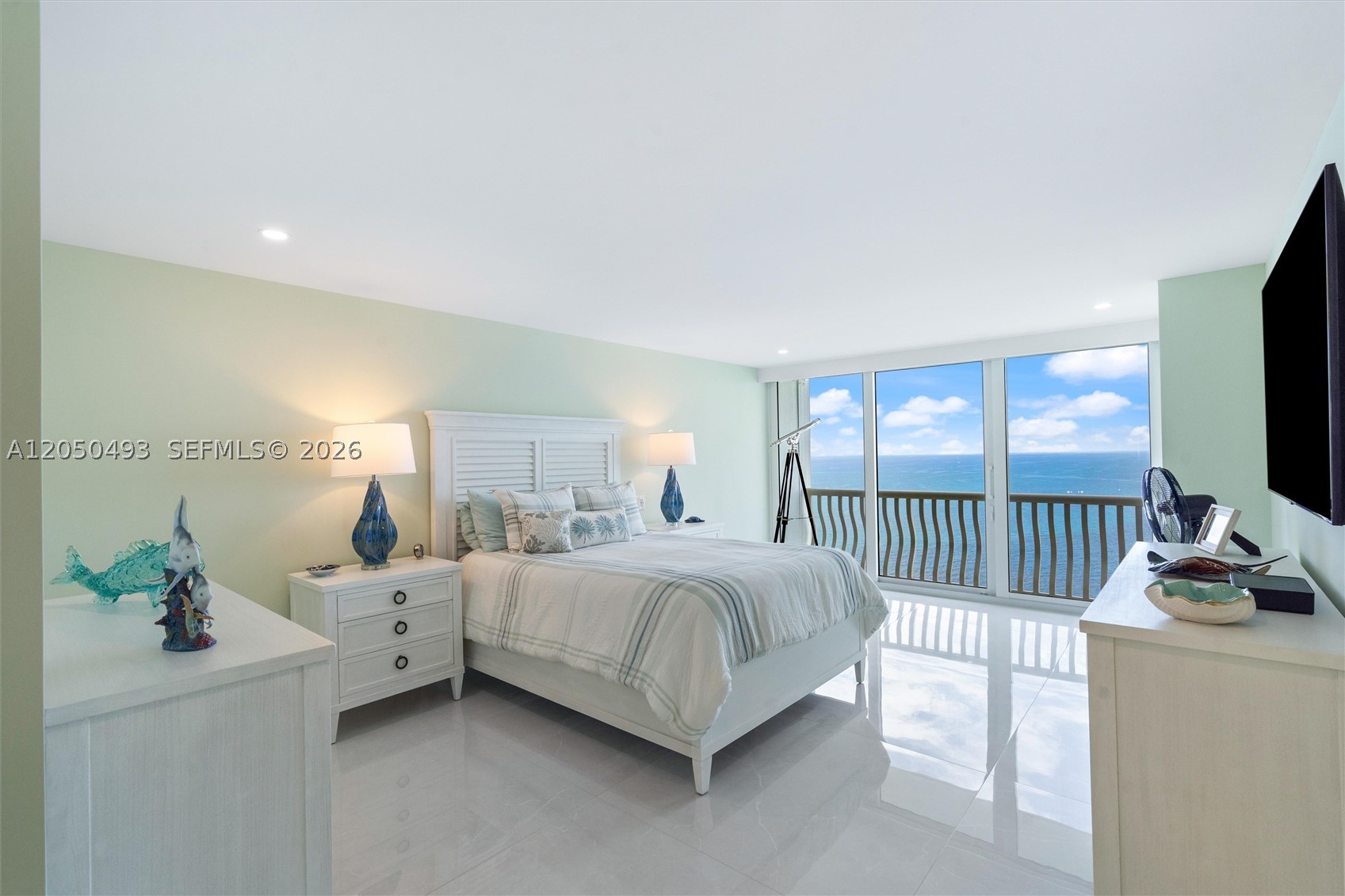 2200 S Ocean Ln #2804, Fort Lauderdale FL 33316