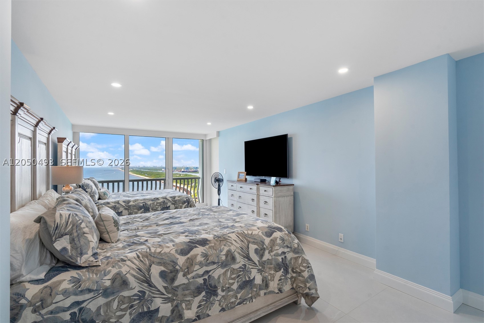 2200 S Ocean Ln #2804, Fort Lauderdale FL 33316