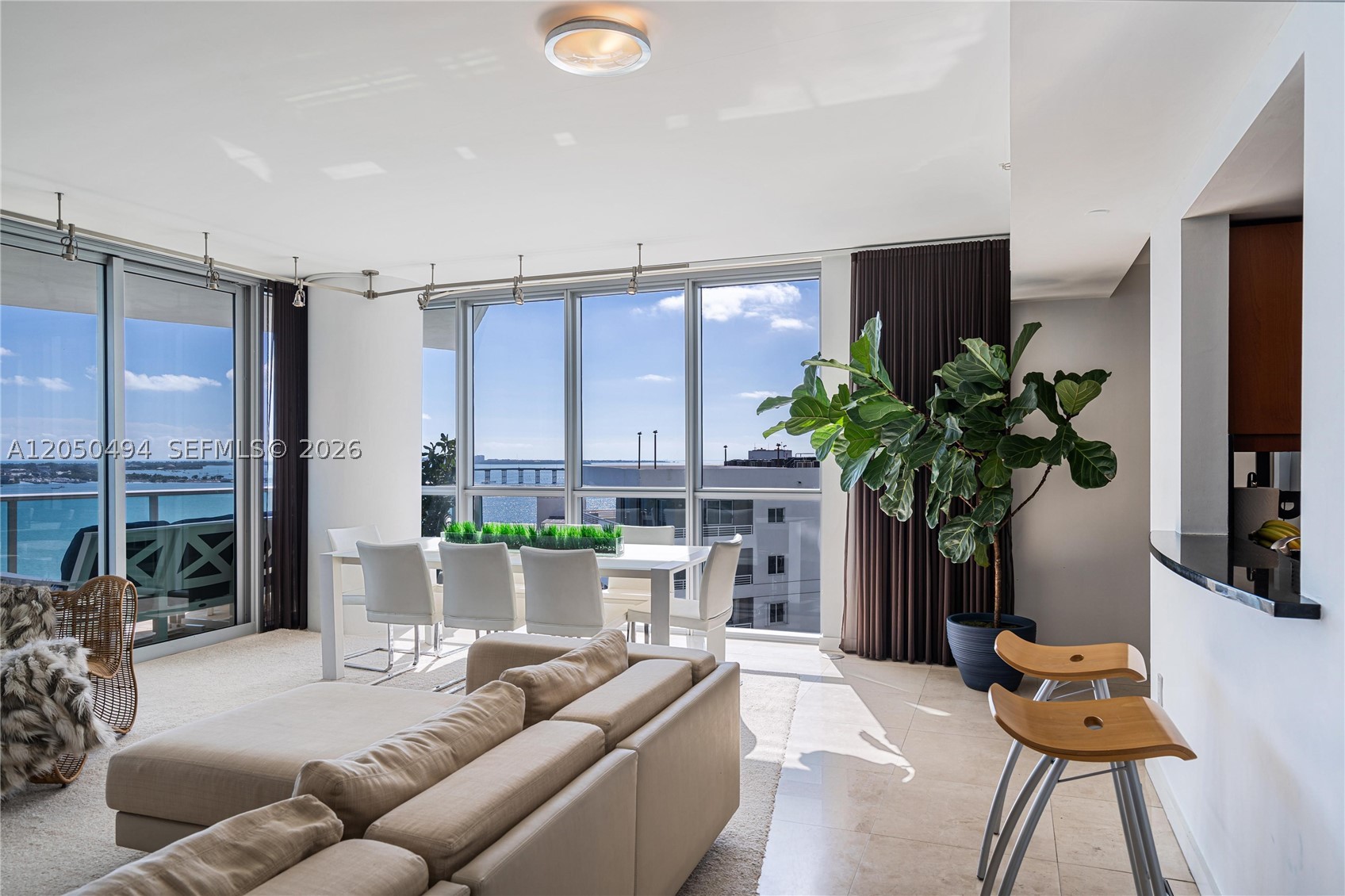 1331 Brickell Bay Dr #1611, Miami FL 33131