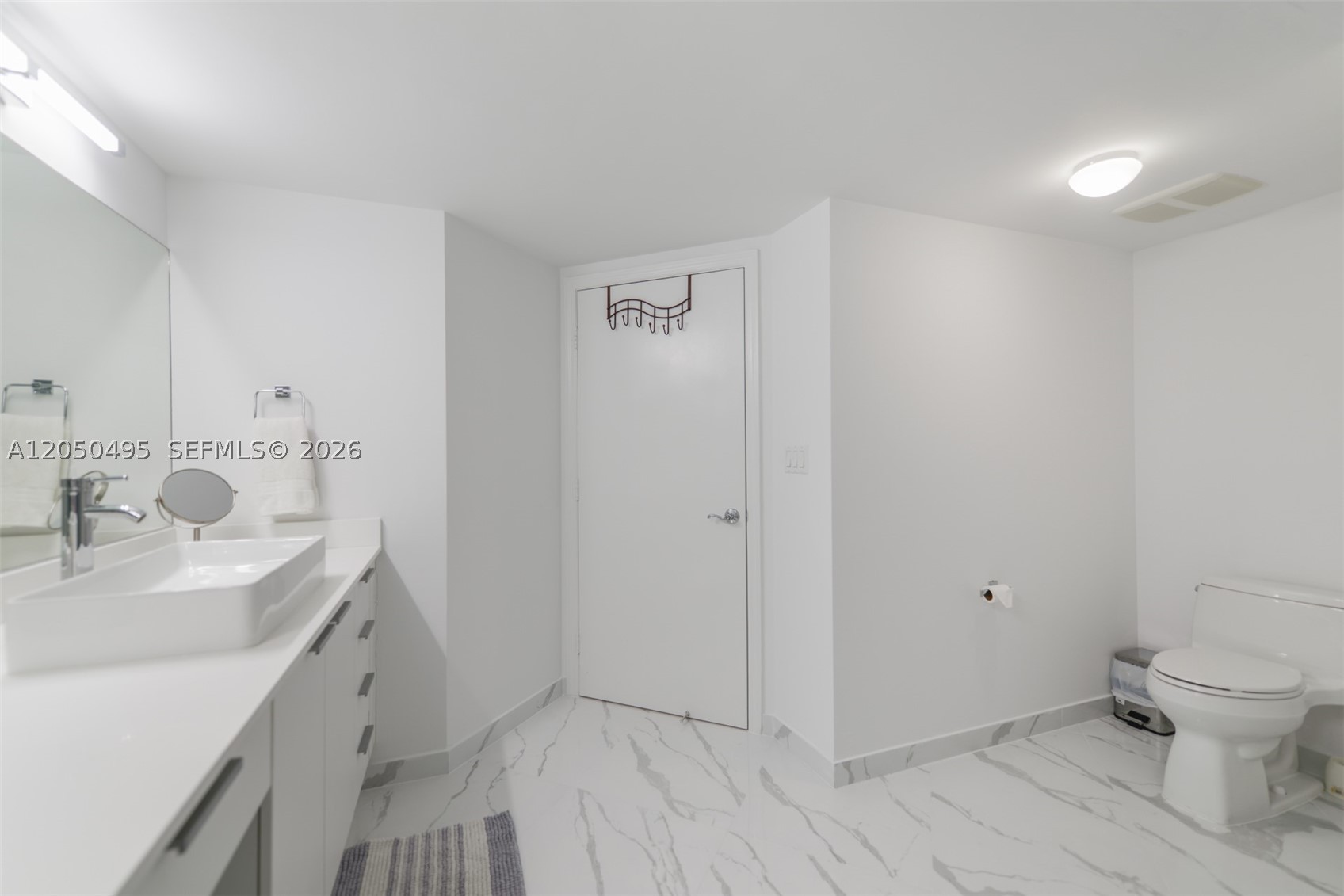 16699 Collins Ave #2004, Sunny Isles Beach FL 33160