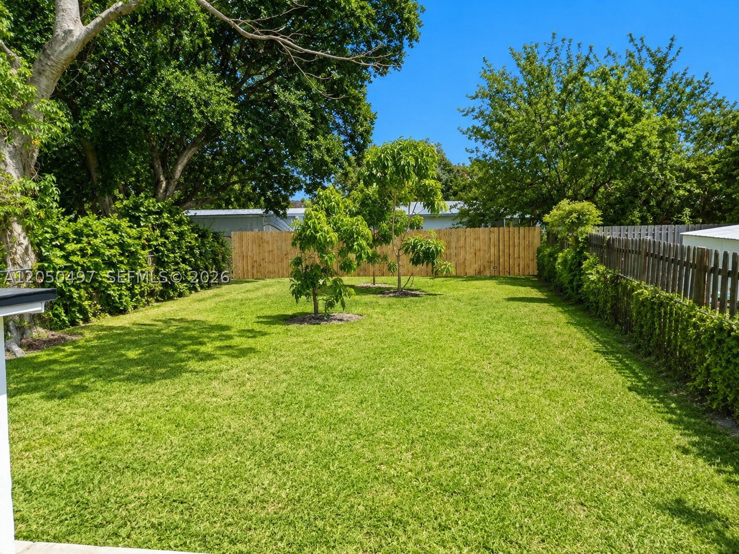1114 NW 59th St, Miami FL 33127