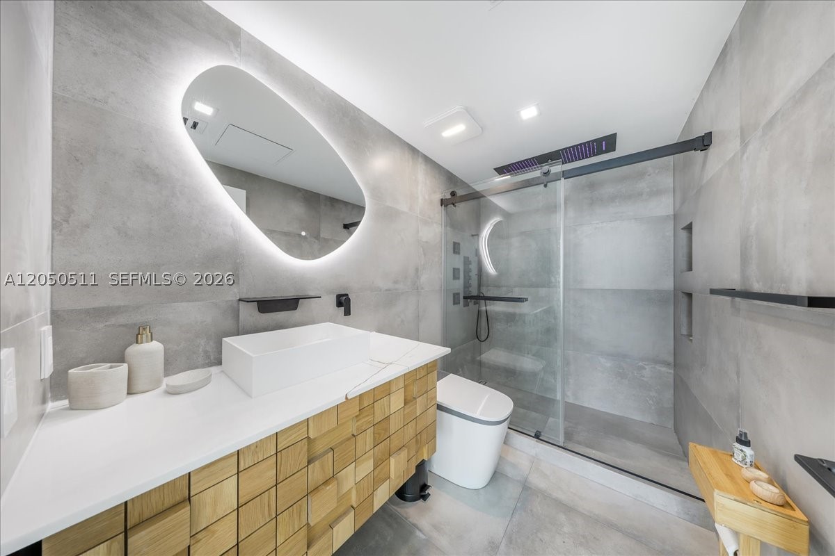 350 S Miami Ave #2314, Miami FL 33130