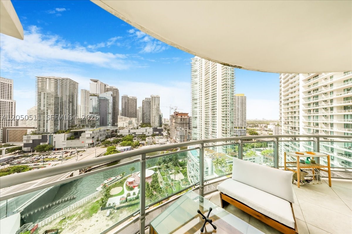 350 S Miami Ave #2314, Miami FL 33130