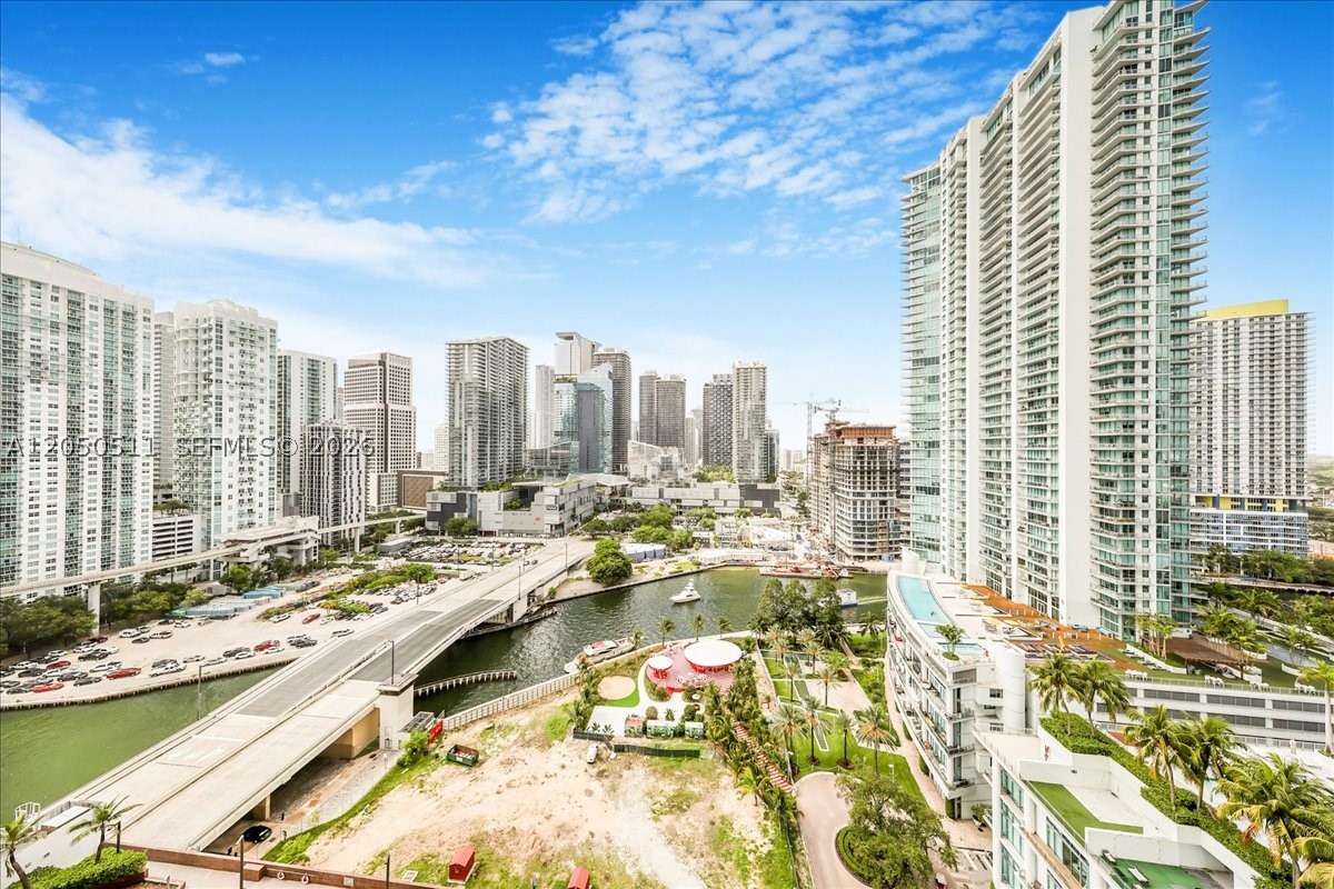 350 S Miami Ave #2314, Miami FL 33130