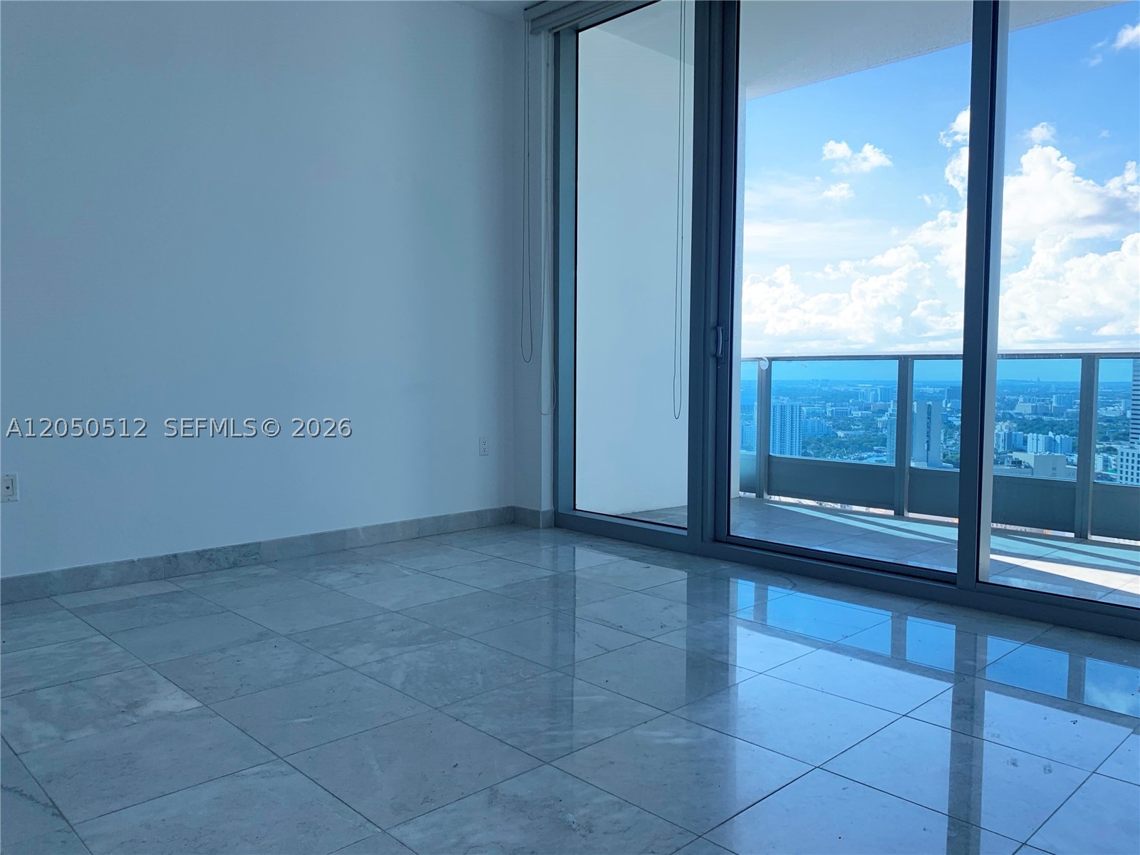 200 Biscayne Boulevard Way #4412, Miami FL 33131