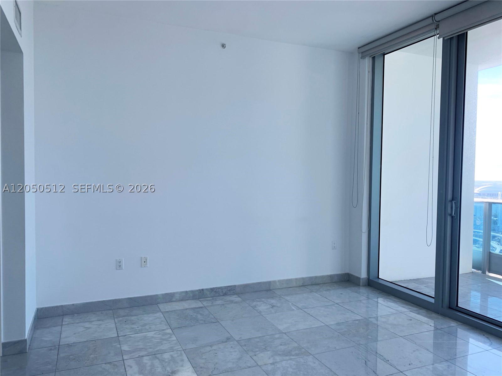 200 Biscayne Boulevard Way #4412, Miami FL 33131