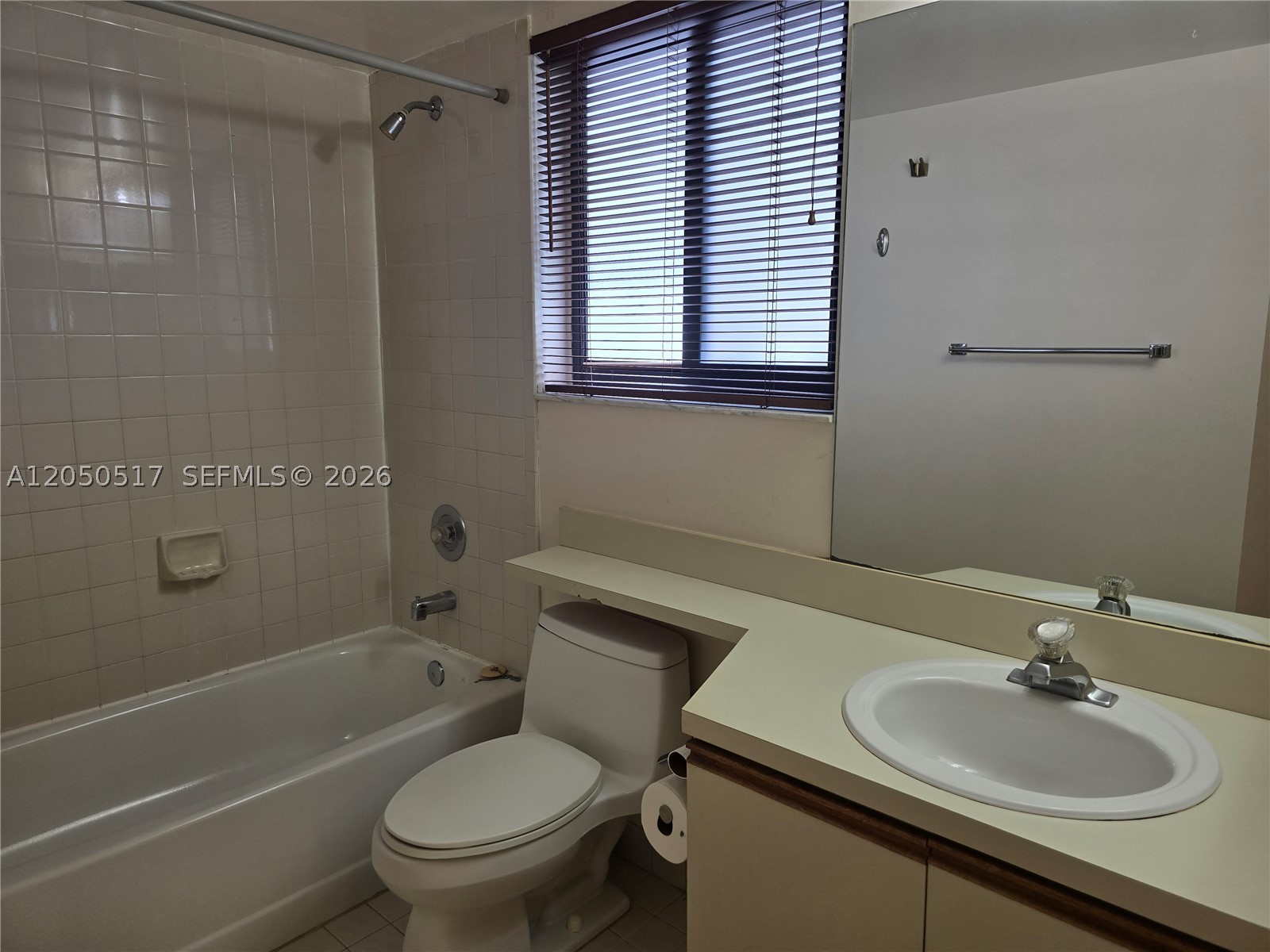 15545 N Miami Lakeway N #211, Miami Lakes FL 33014