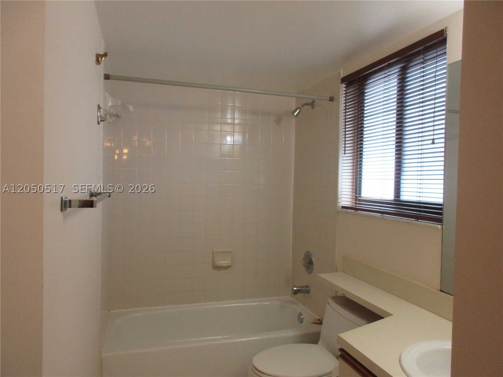 15545 N Miami Lakeway N #211, Miami Lakes FL 33014