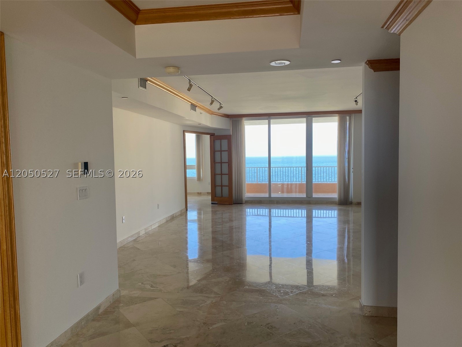 785 Crandon Blvd #1401, Key Biscayne FL 33149