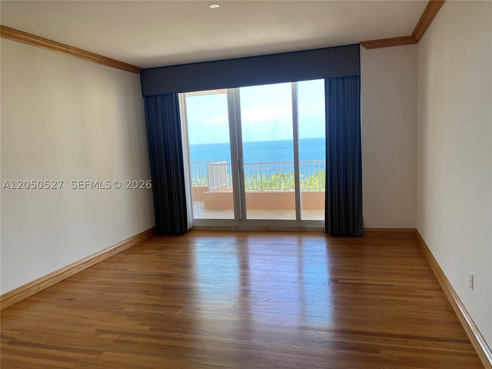 785 Crandon Blvd #1401, Key Biscayne FL 33149