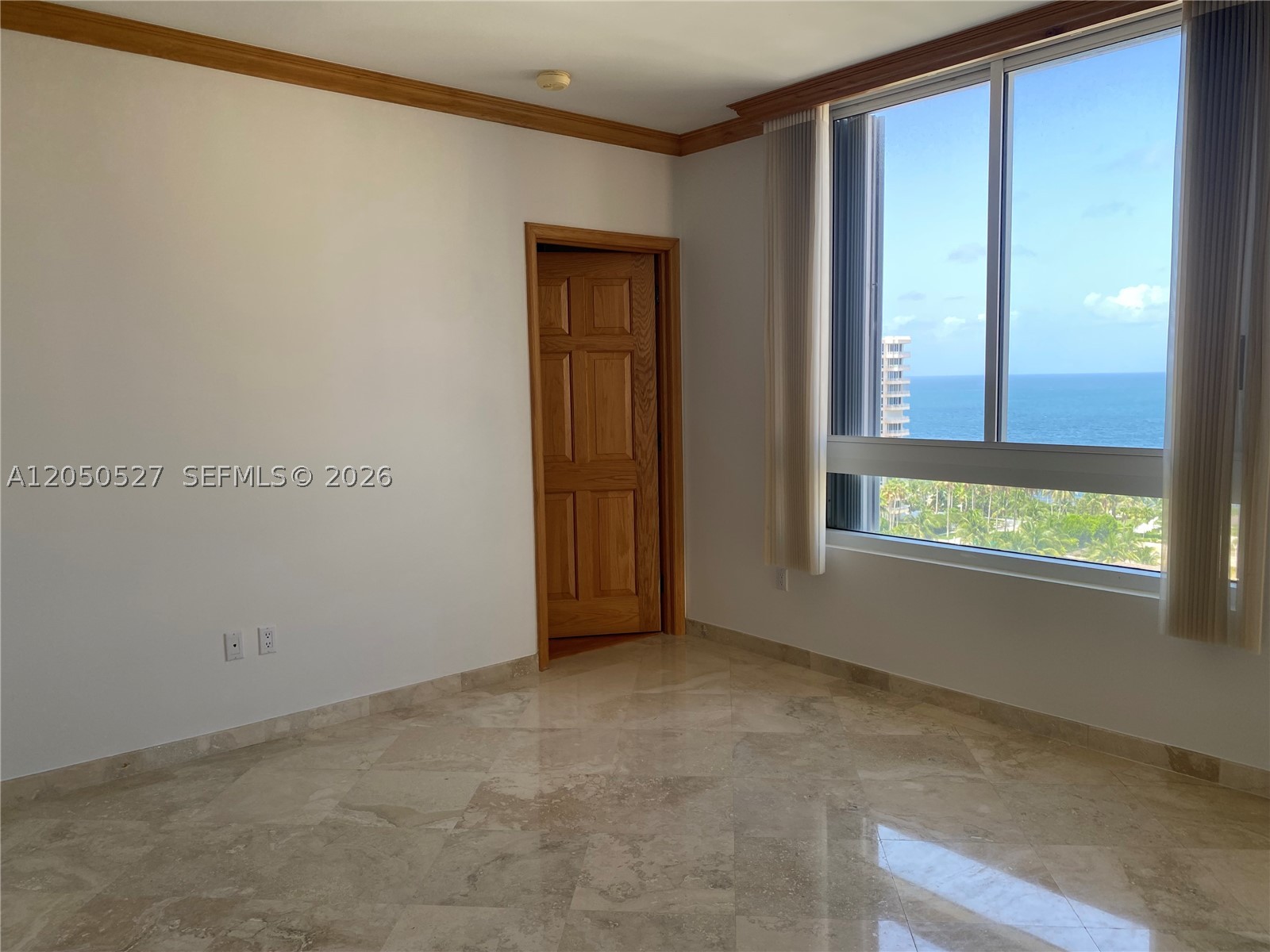 785 Crandon Blvd #1401, Key Biscayne FL 33149