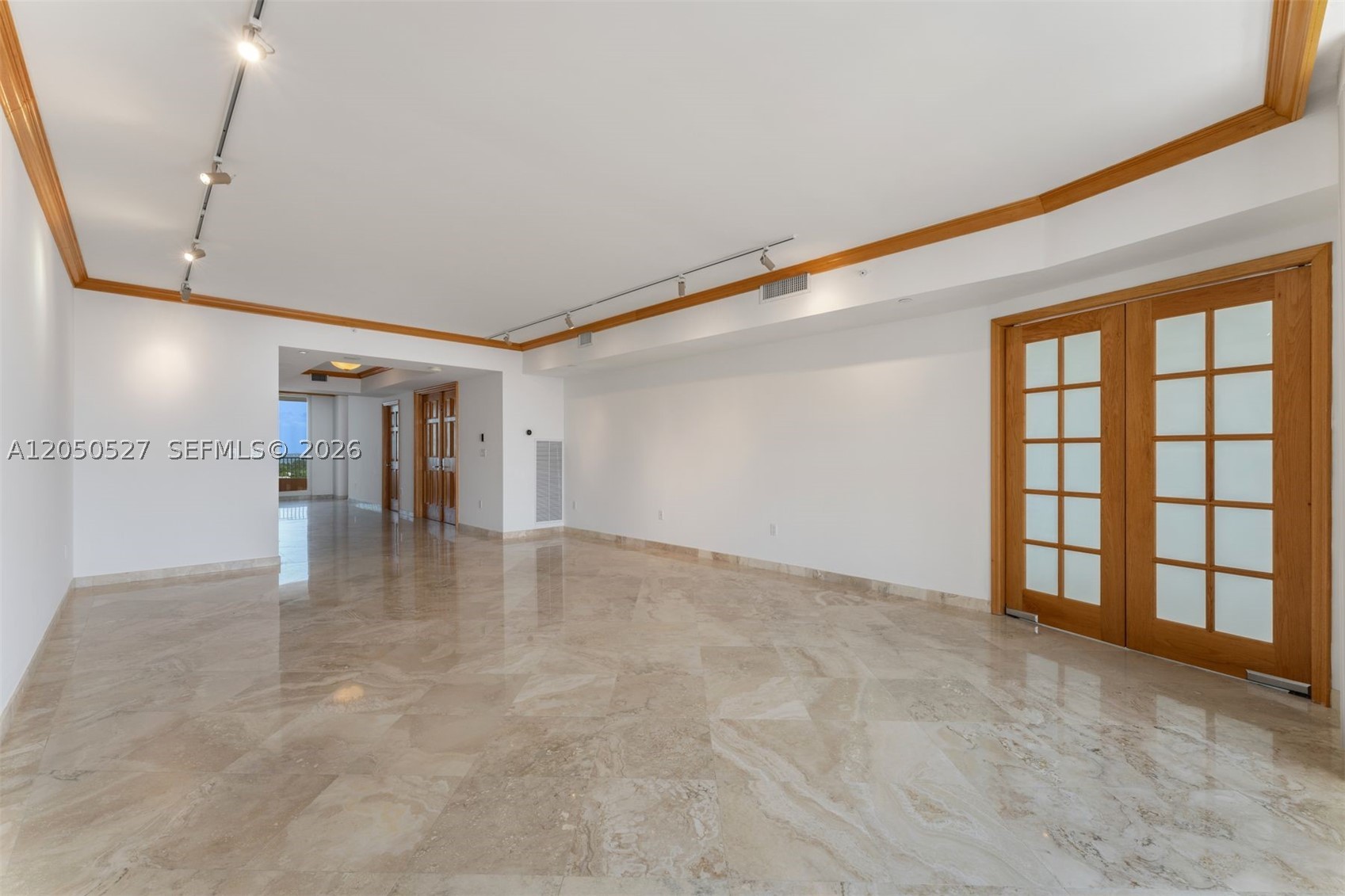 785 Crandon Blvd #1401, Key Biscayne FL 33149