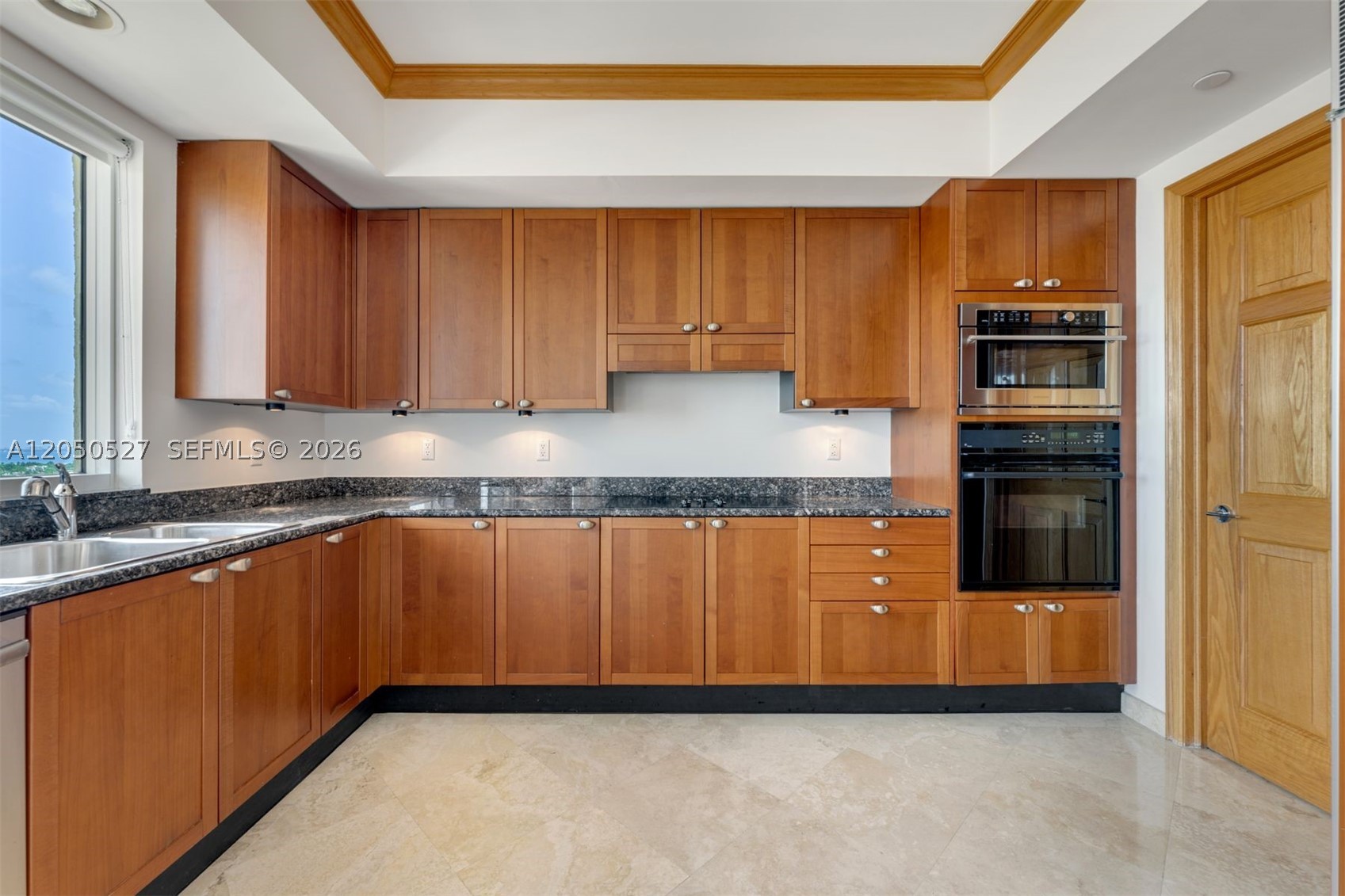 785 Crandon Blvd #1401, Key Biscayne FL 33149