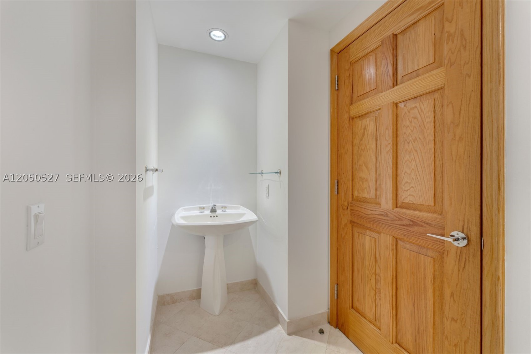 785 Crandon Blvd #1401, Key Biscayne FL 33149