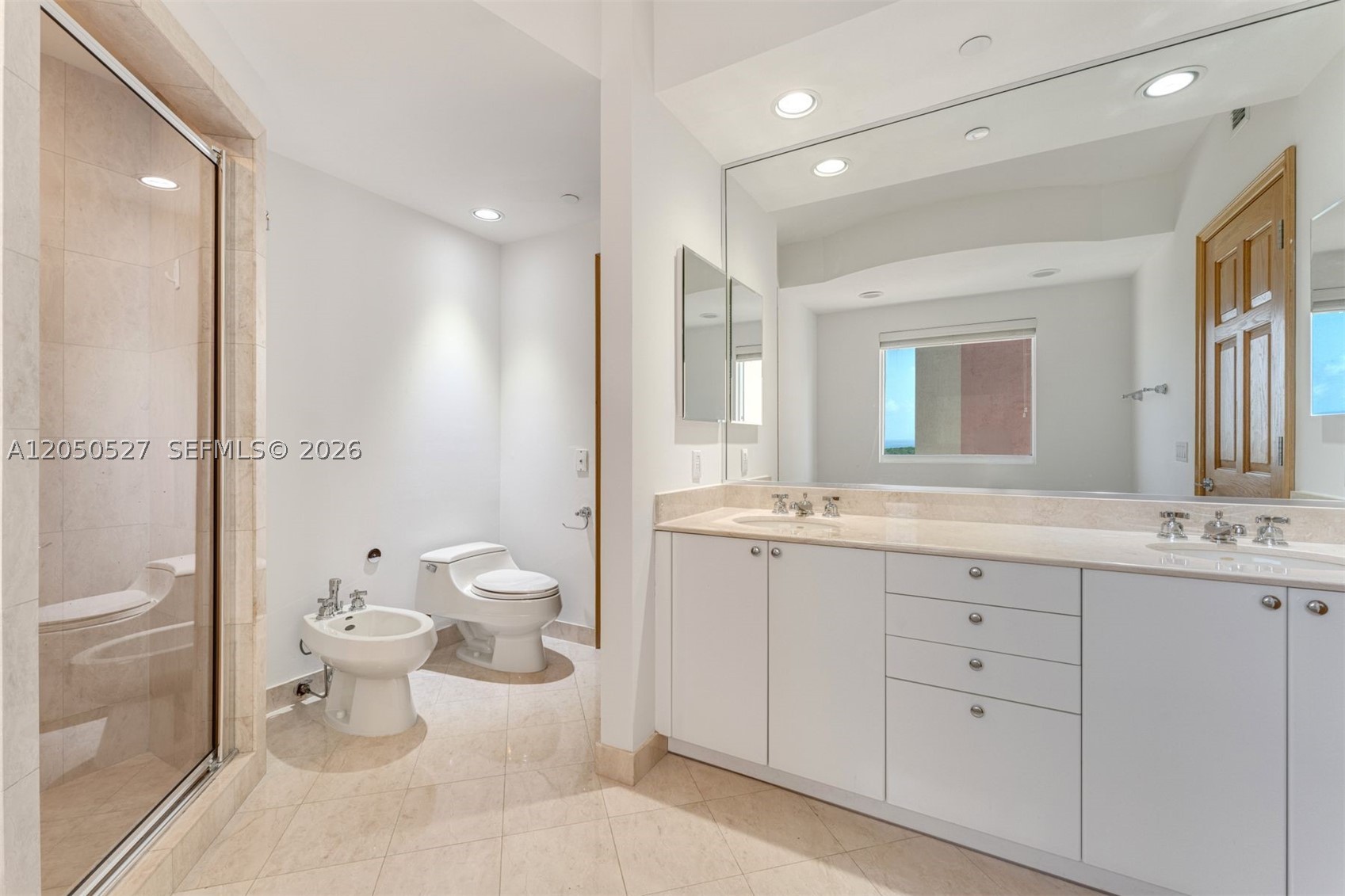 785 Crandon Blvd #1401, Key Biscayne FL 33149