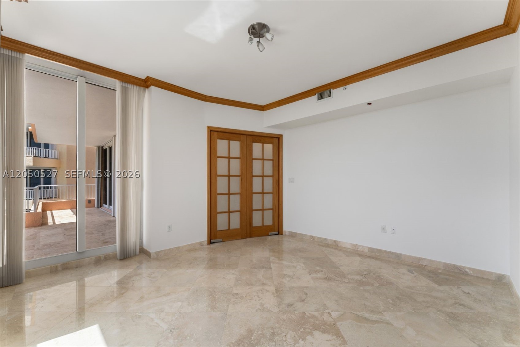785 Crandon Blvd #1401, Key Biscayne FL 33149