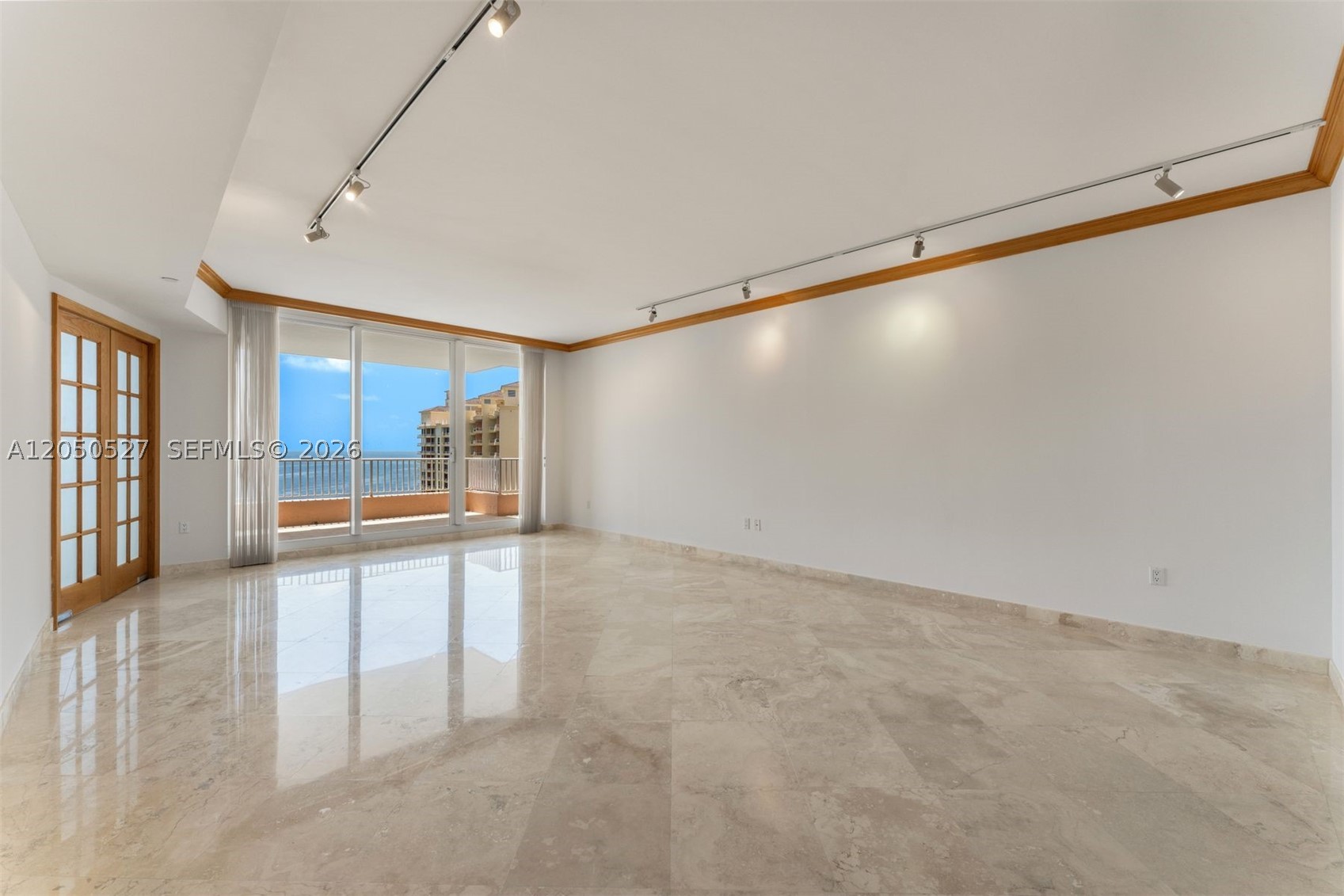 785 Crandon Blvd #1401, Key Biscayne FL 33149