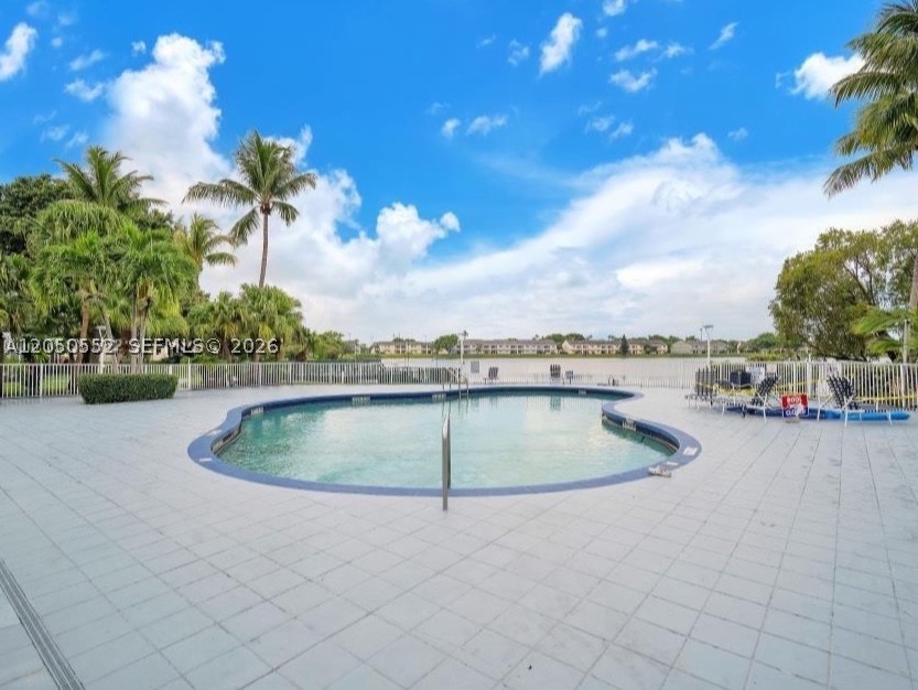3461 NW 44th St #102, Oakland Park FL 33309