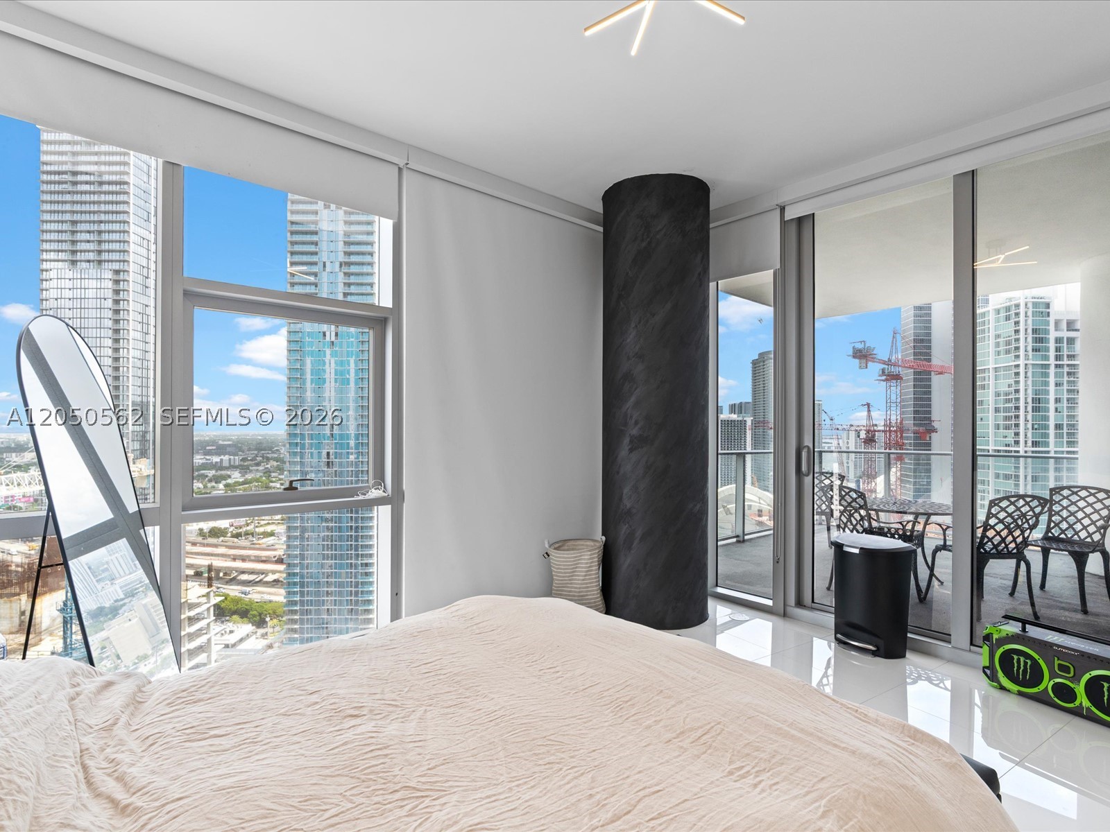 851 NE 1st Ave #3000, Miami FL 33132