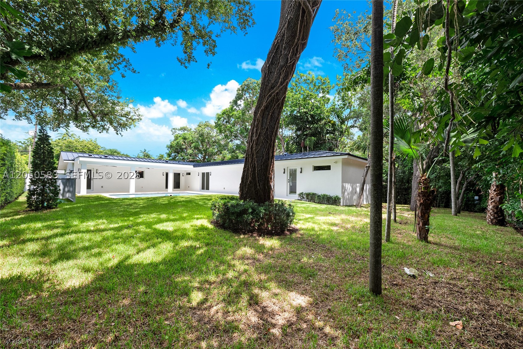 7107 SW 63rd Ave, South Miami FL 33143