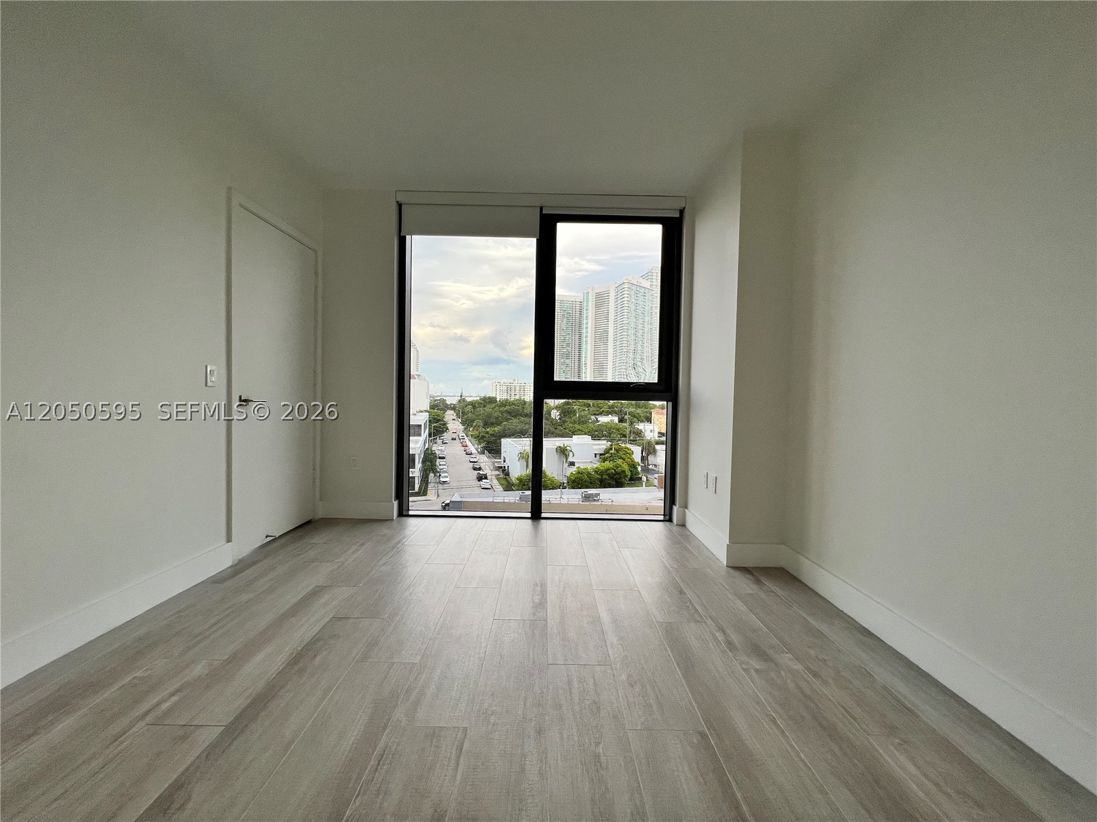 121 NE 34th St #L505, Miami FL 33137