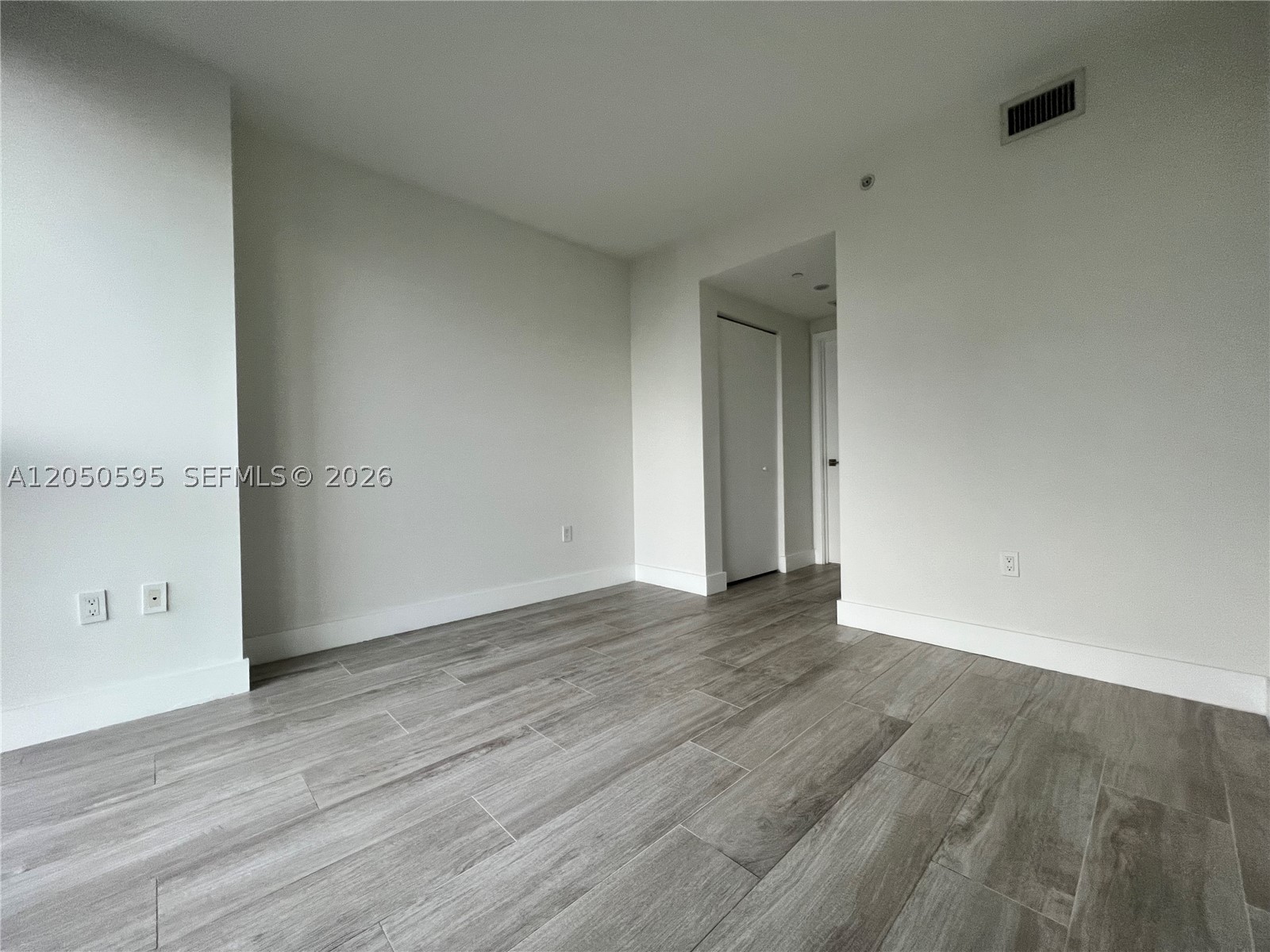 121 NE 34th St #L505, Miami FL 33137
