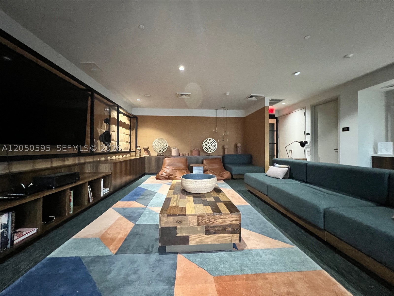 121 NE 34th St #L505, Miami FL 33137