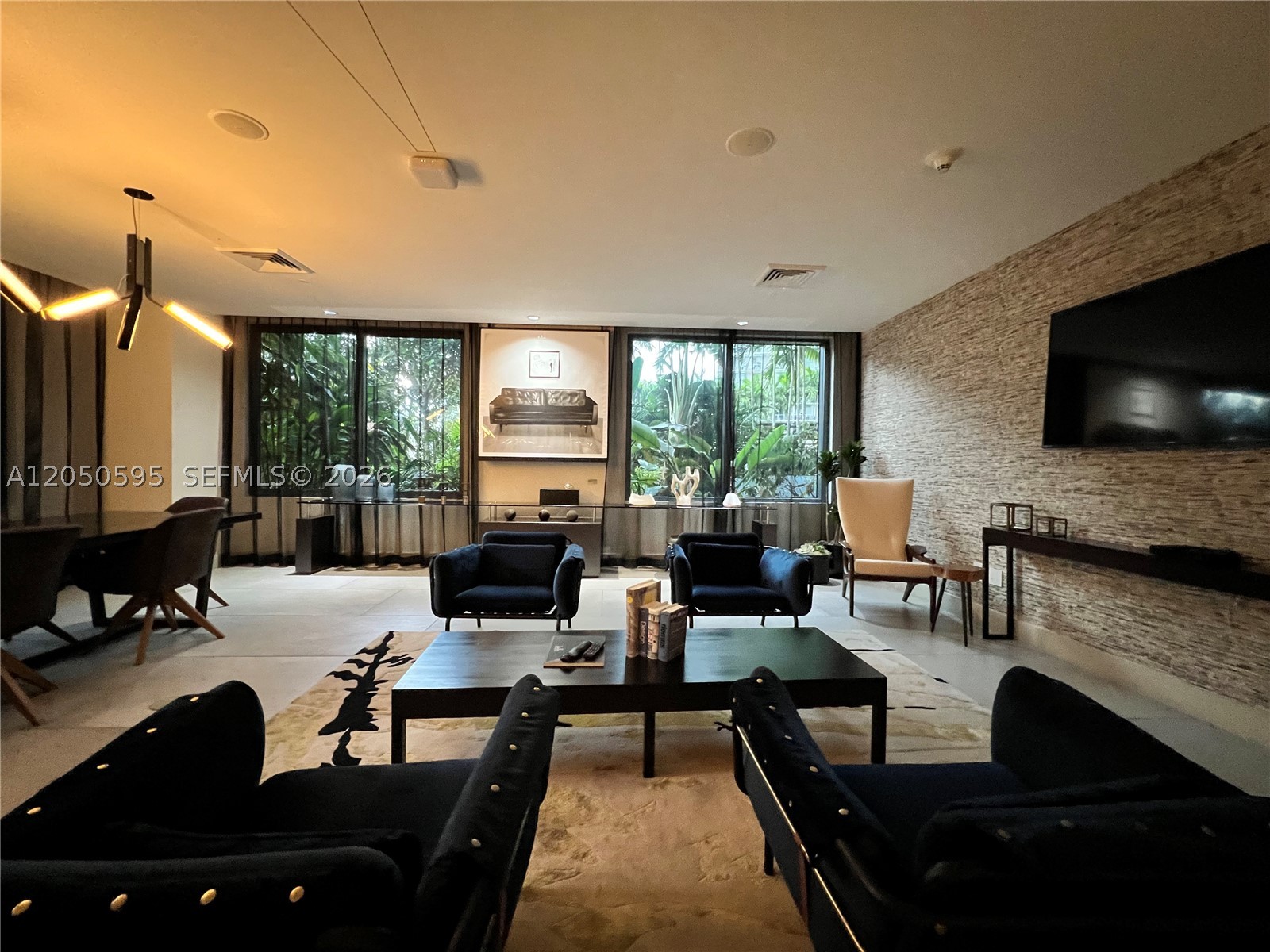 121 NE 34th St #L505, Miami FL 33137
