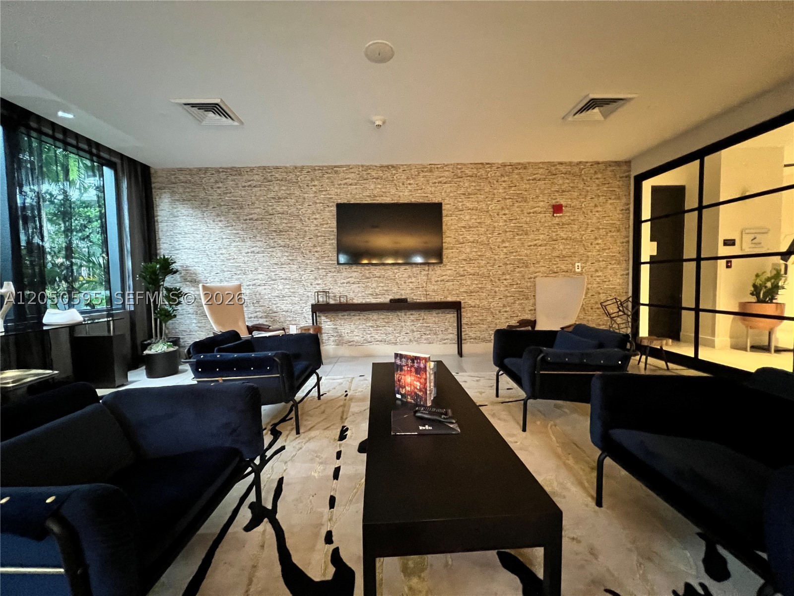 121 NE 34th St #L505, Miami FL 33137