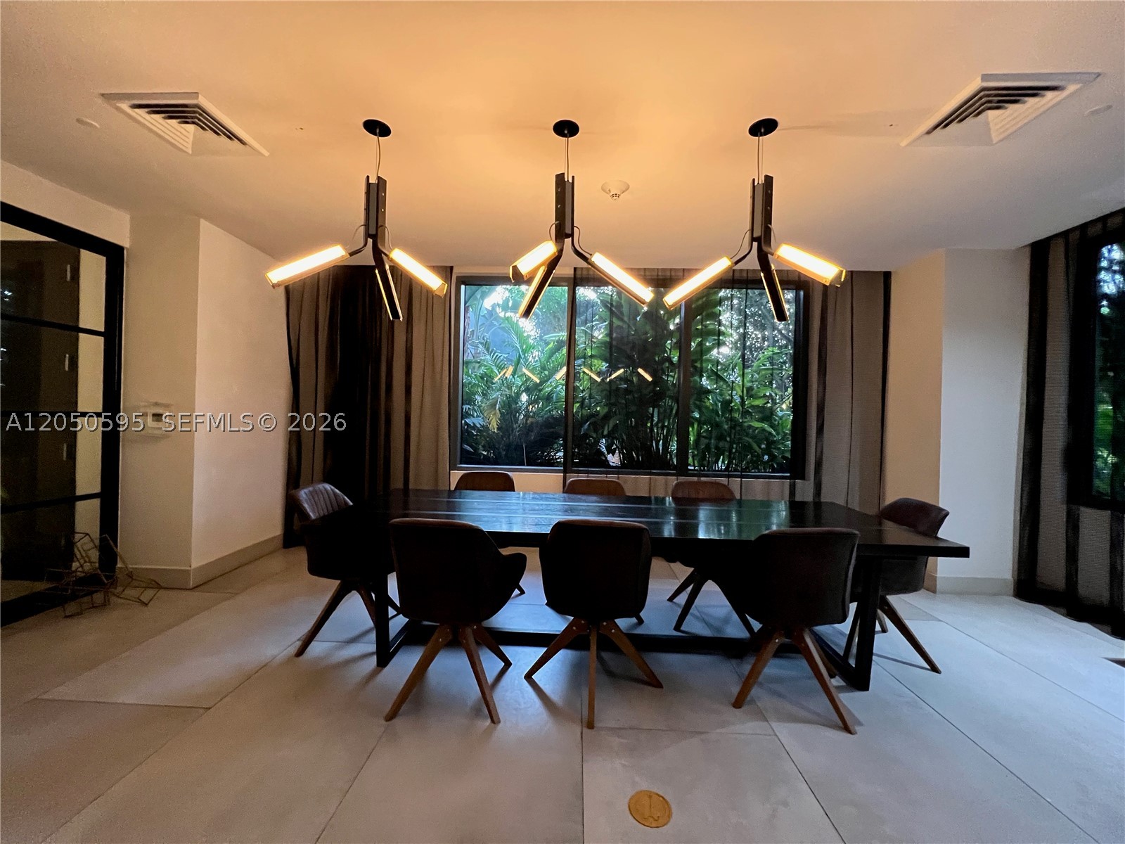 121 NE 34th St #L505, Miami FL 33137