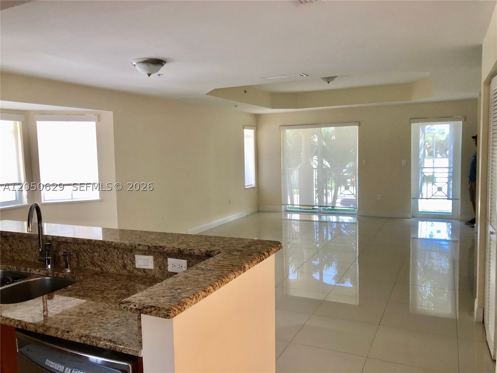 18451 NE 27th Pl, Aventura FL 33160